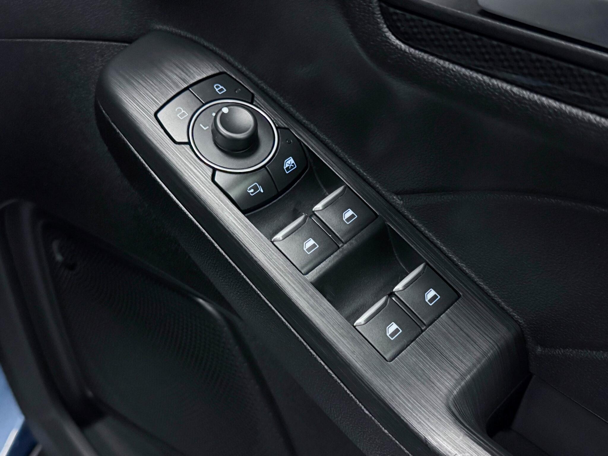Ford Kuga view 17