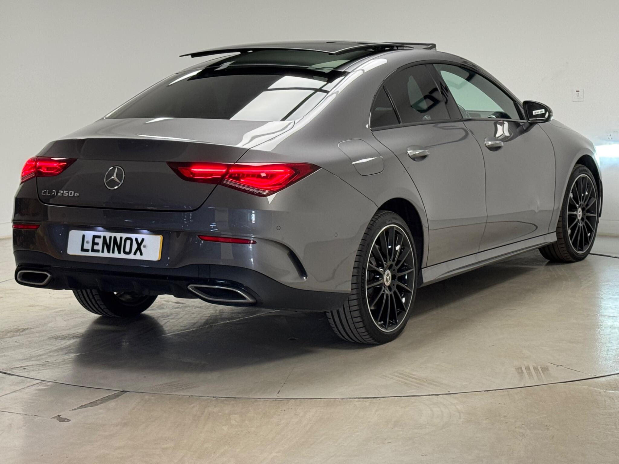 Mercedes-Benz Cla view 6