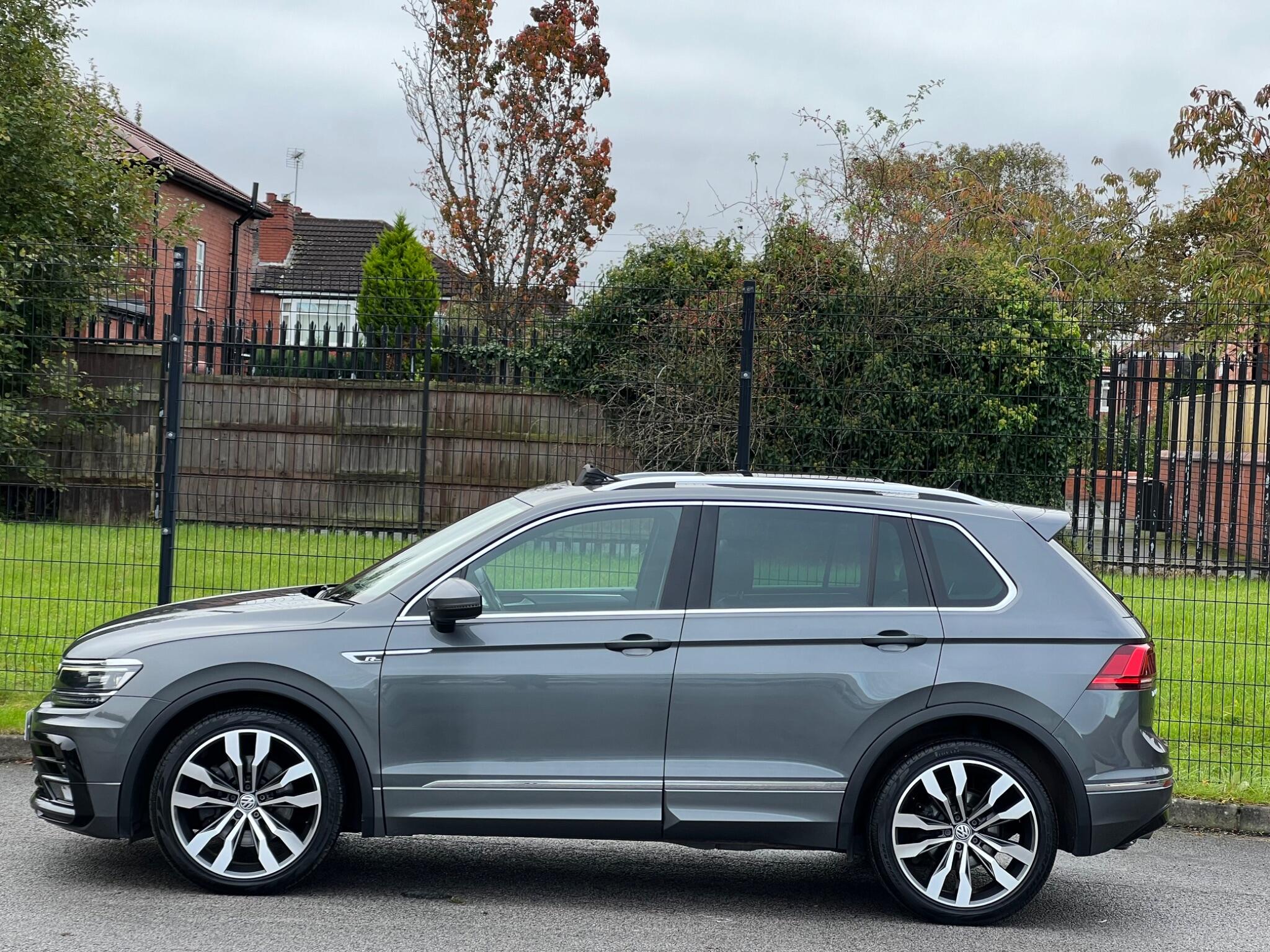 Volkswagen Tiguan view 8