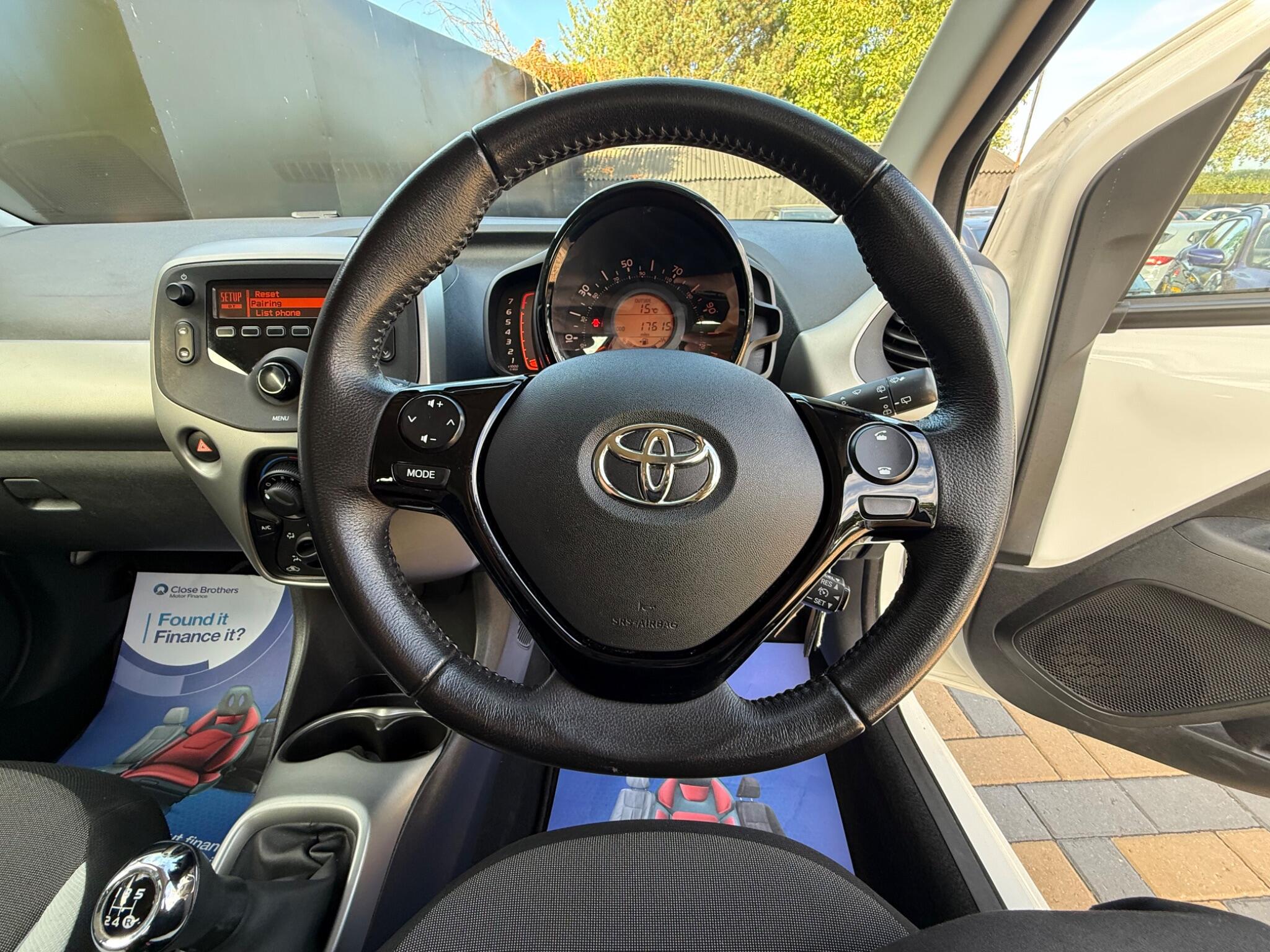 Toyota Aygo view 27