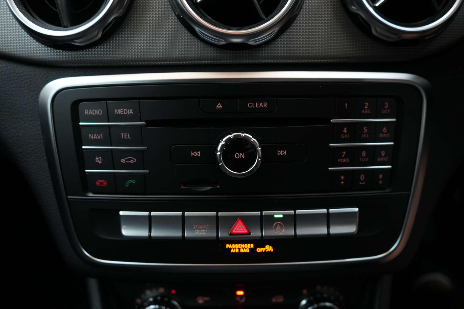 Mercedes-Benz Gla view 29