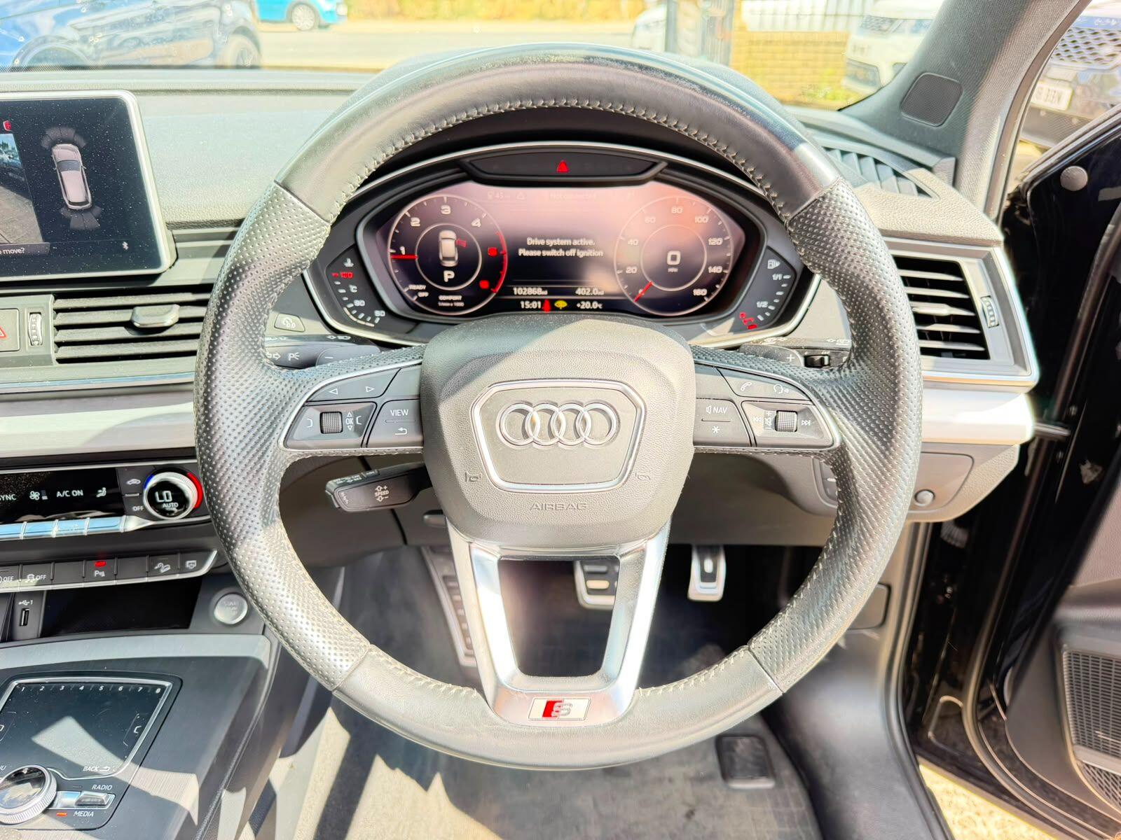 Audi Q5 view 27