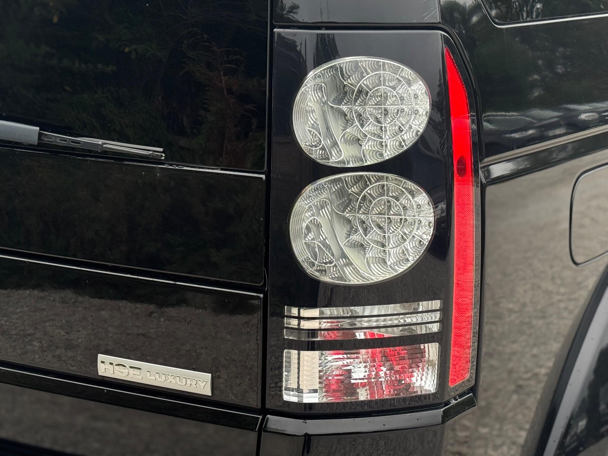 Land Rover Discovery view 70