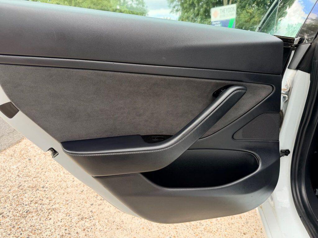 Tesla Model 3 view 15