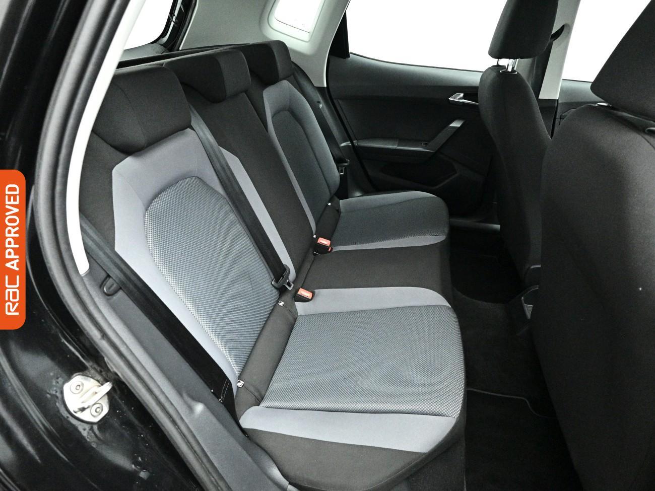 Seat Arona view 13