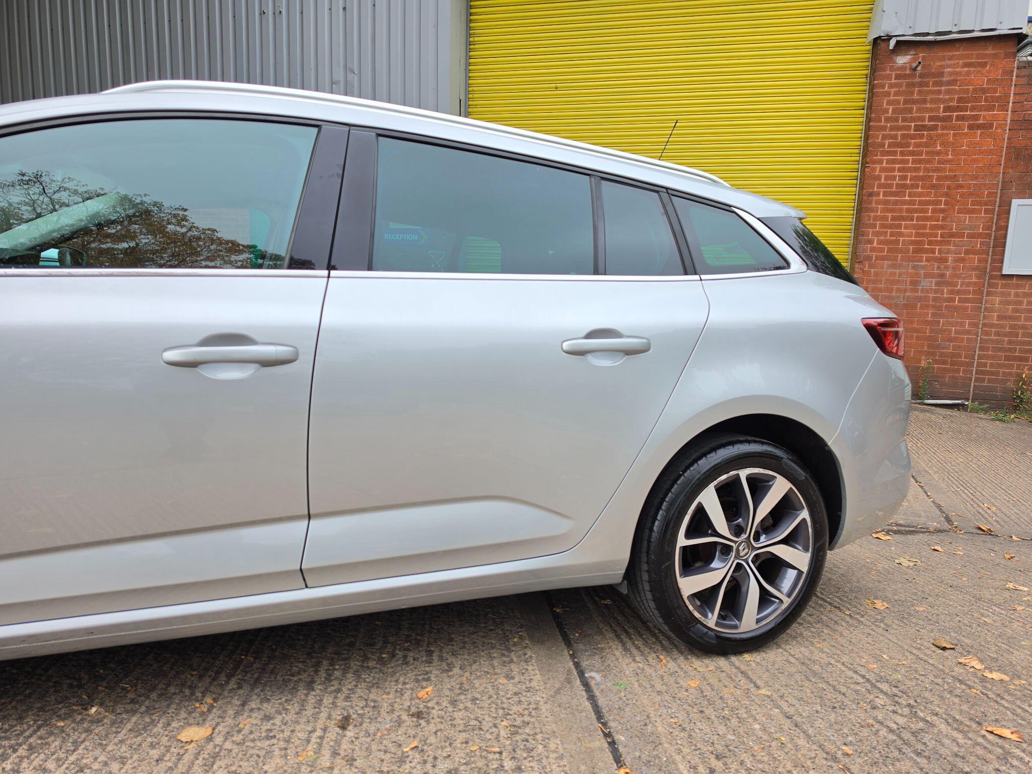 Renault Megane view 44