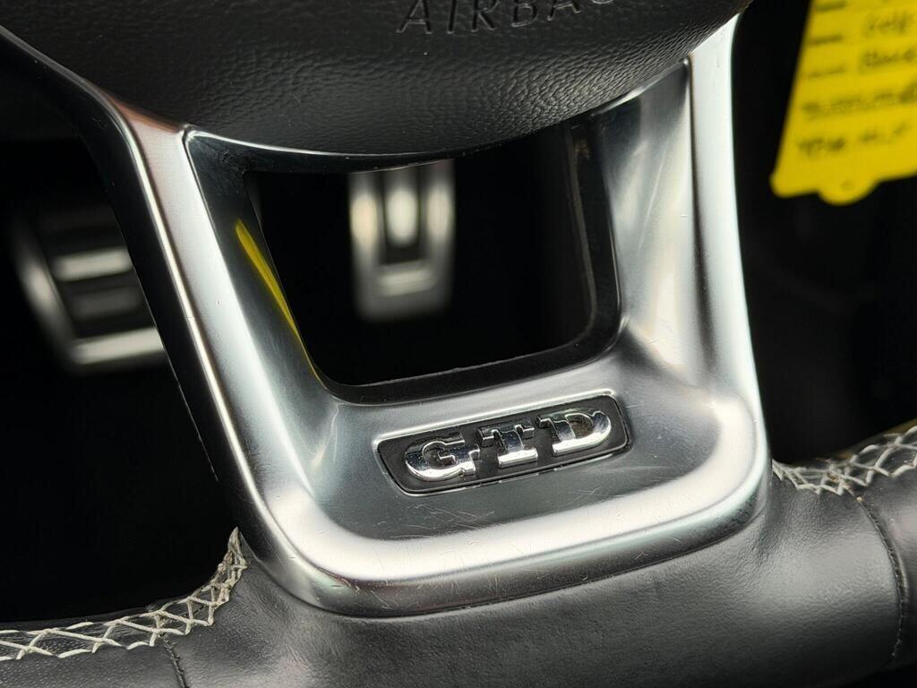 Volkswagen Golf view 45