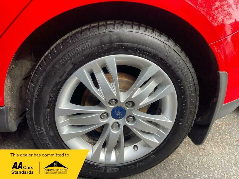 2014 Ford Focus image 40