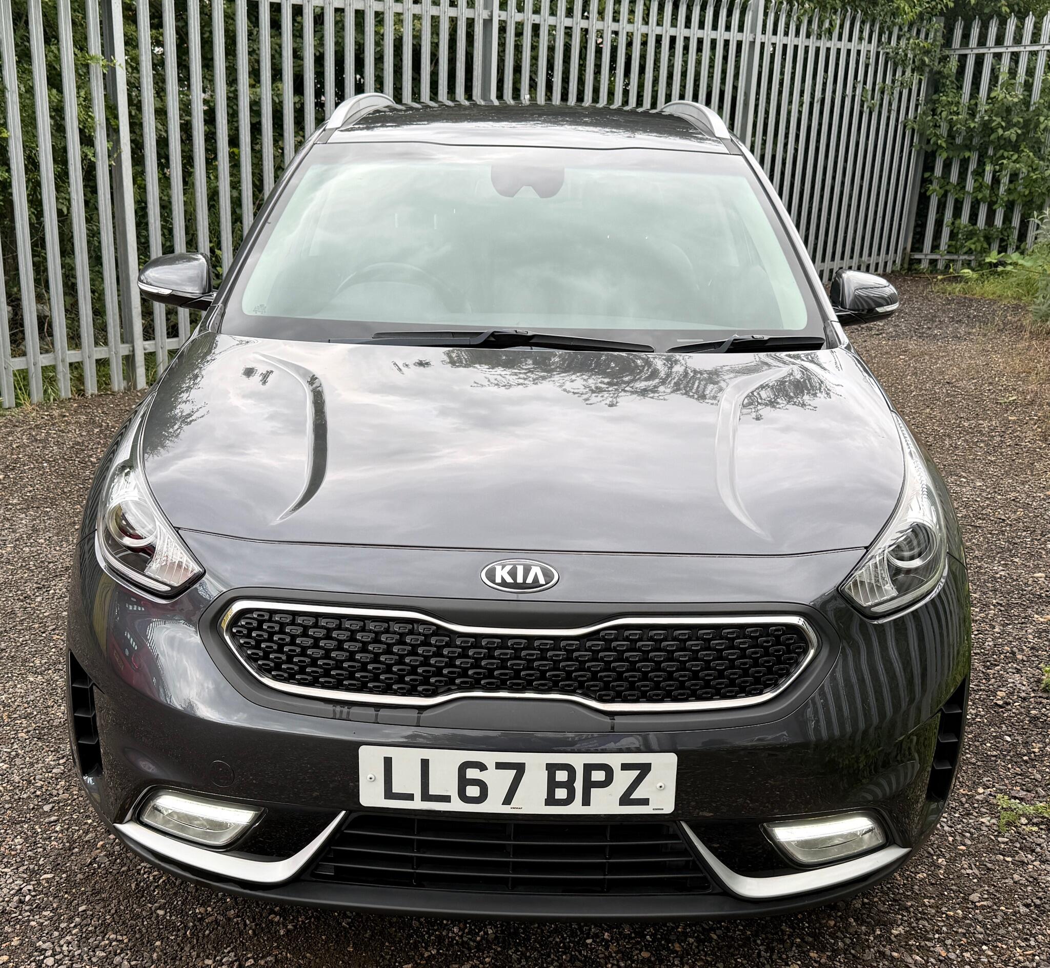 2018 Kia Niro image 2