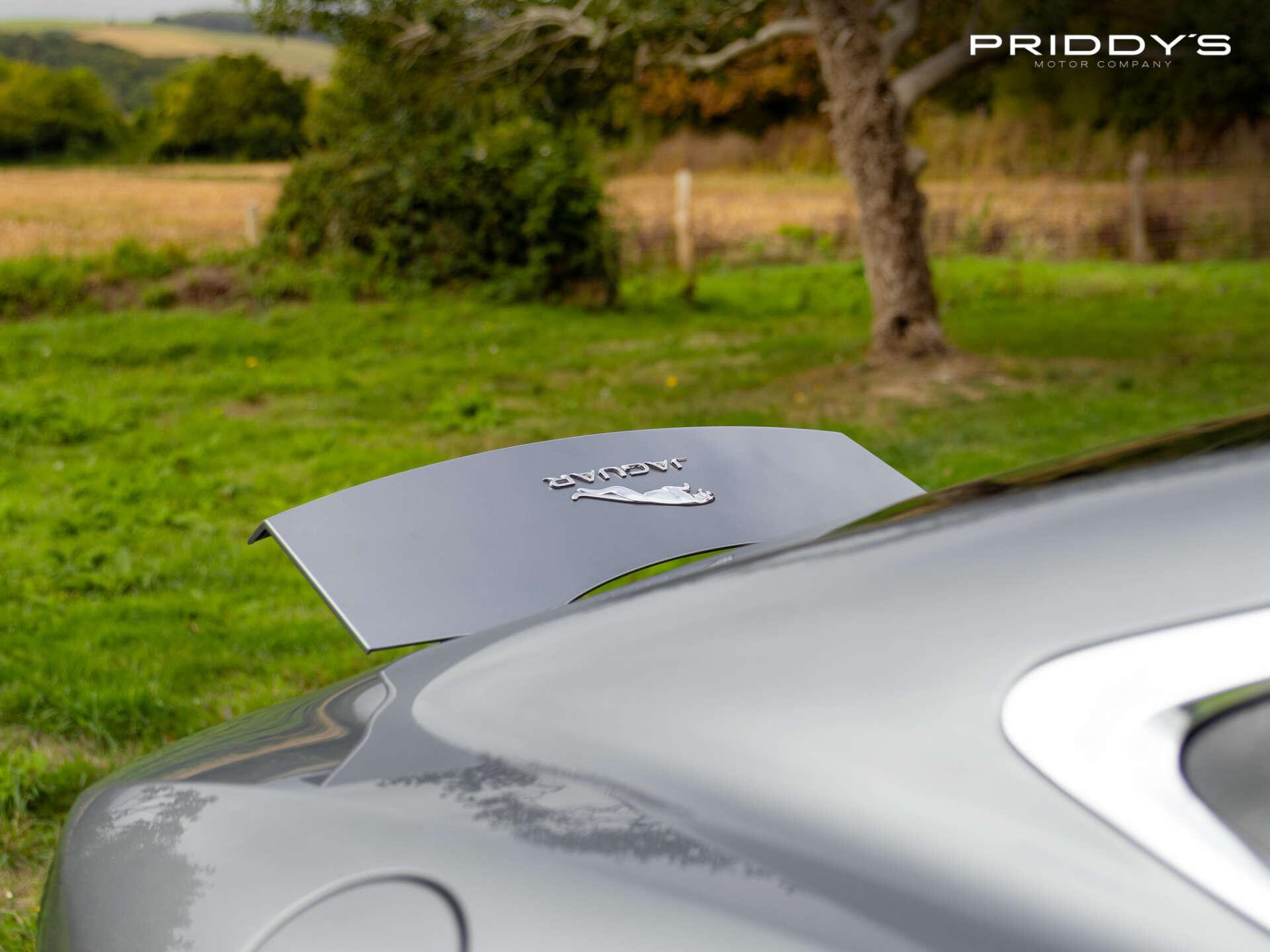 Jaguar F-Type view 14