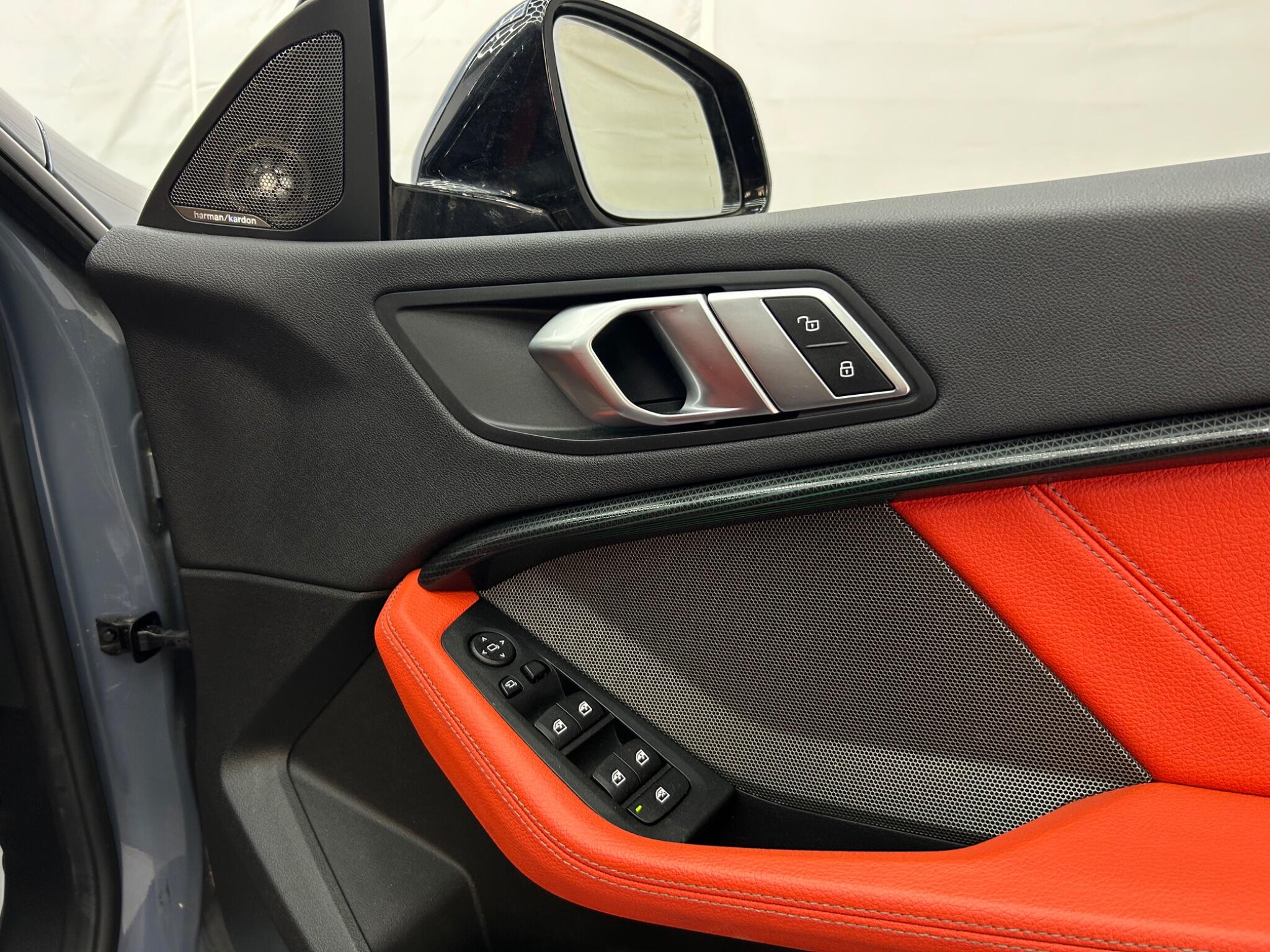 BMW 2 Series view 29