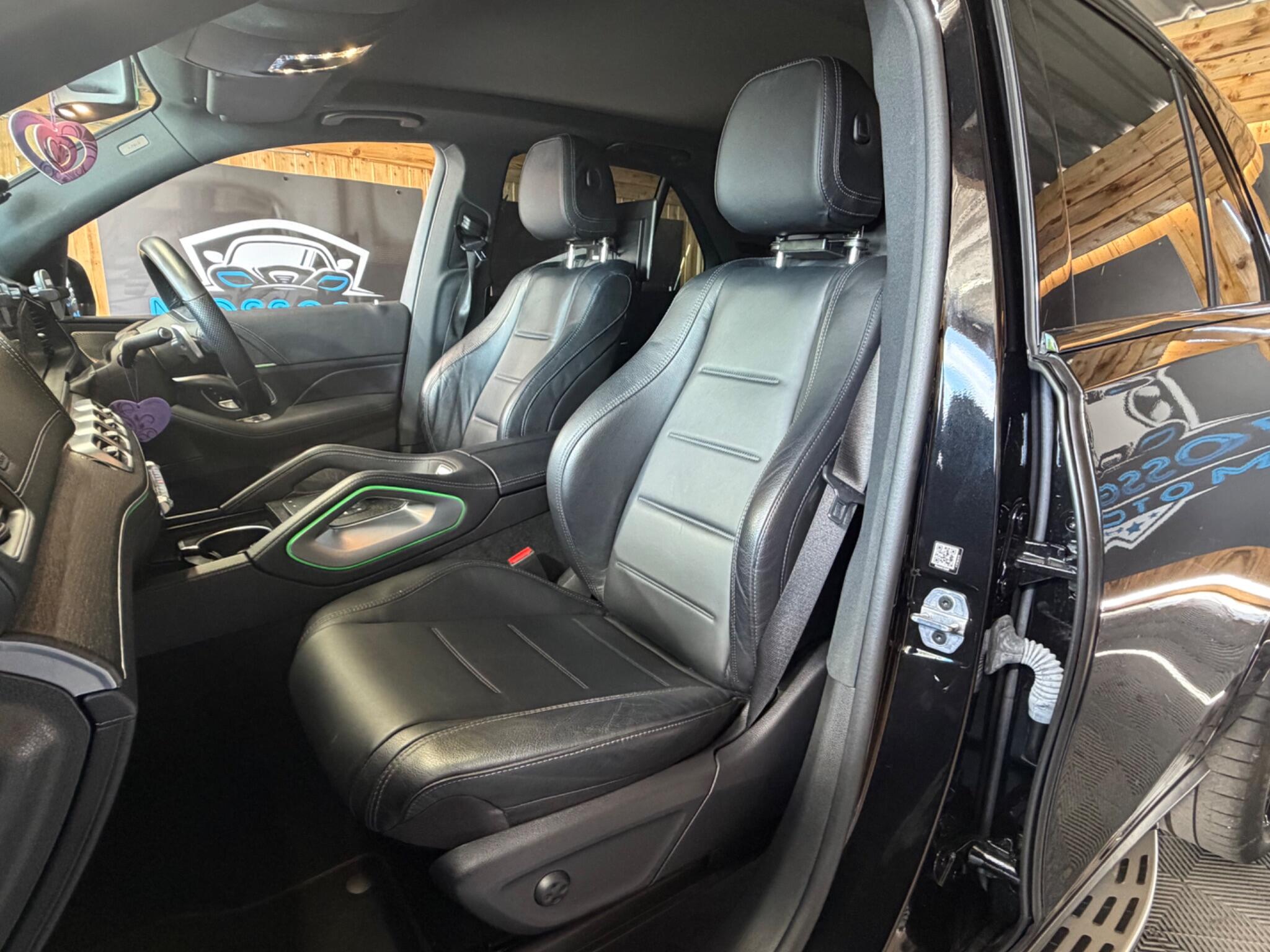 Mercedes-Benz Gle view 15