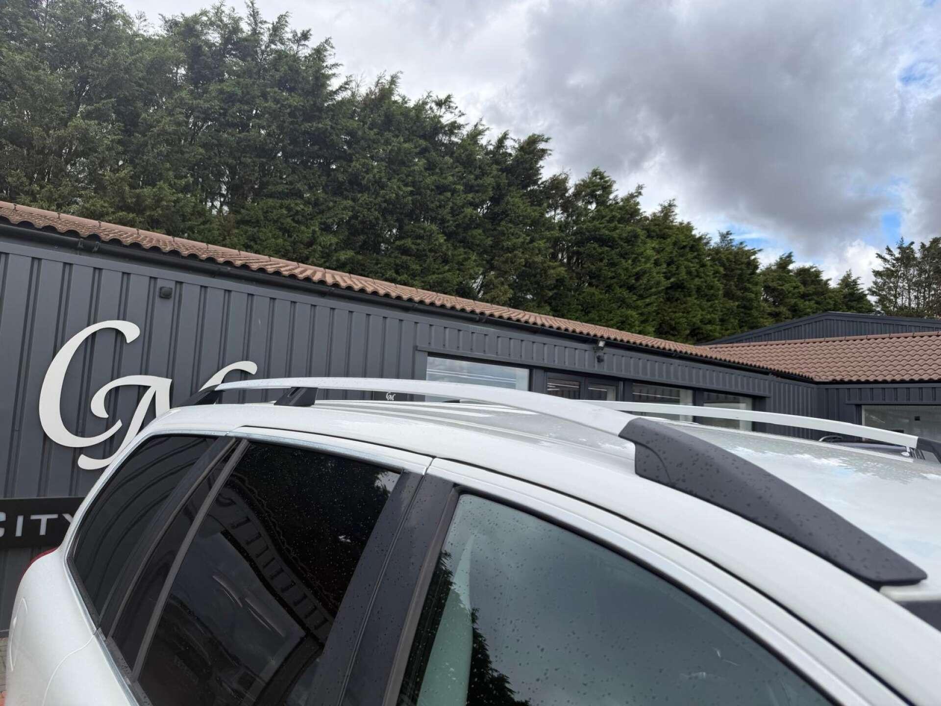 Volvo XC90 view 24