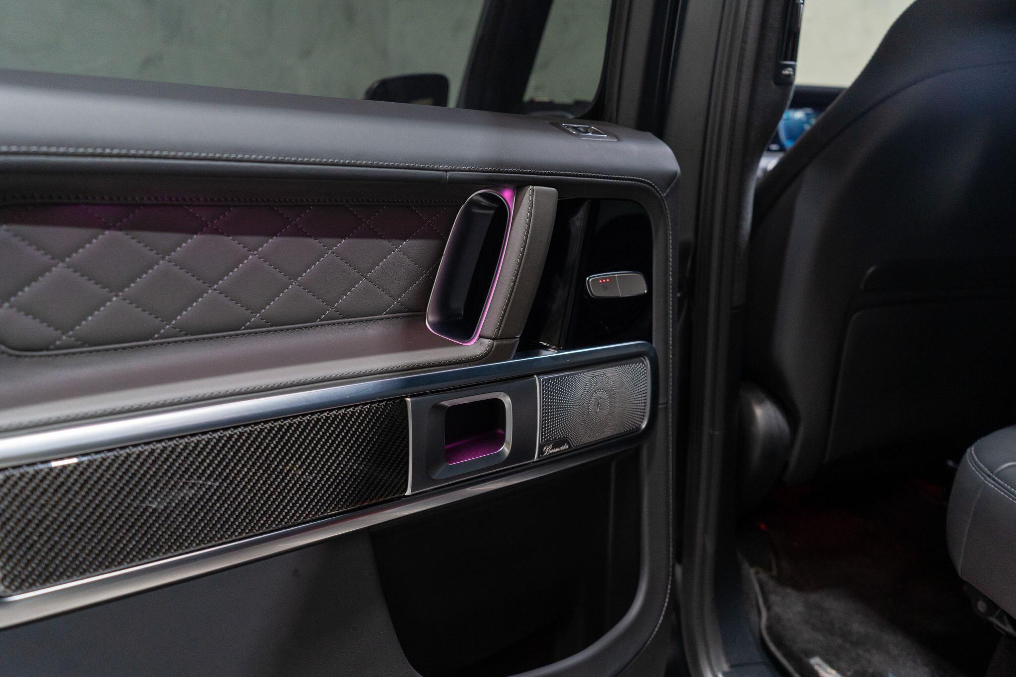 Mercedes-Benz G-Class view 40