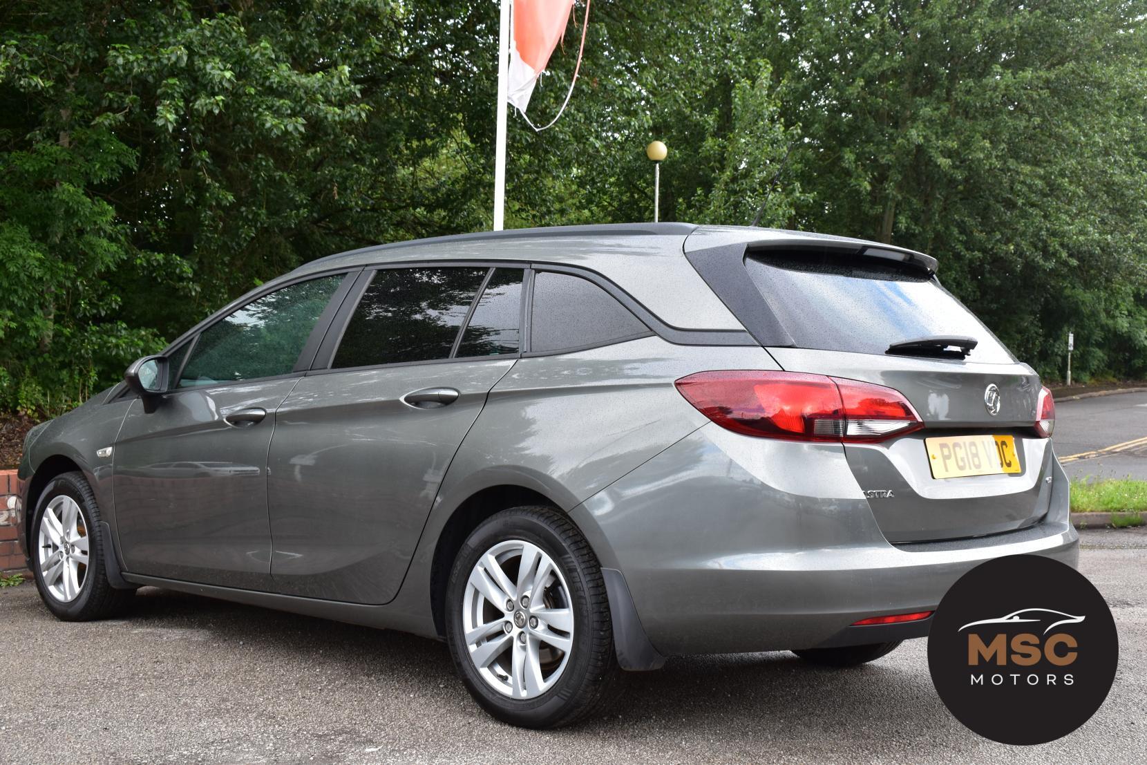Vauxhall Astra view 14