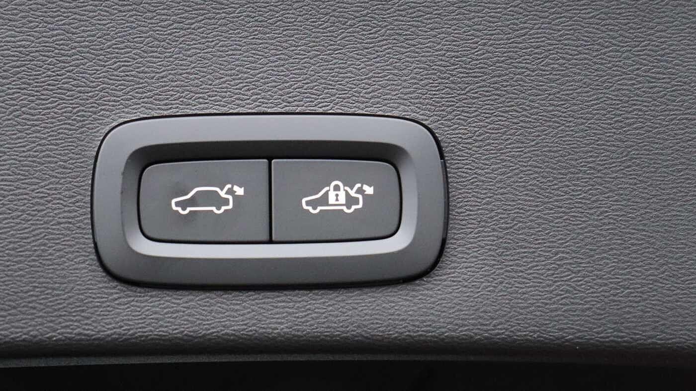 Volvo XC40 view 35
