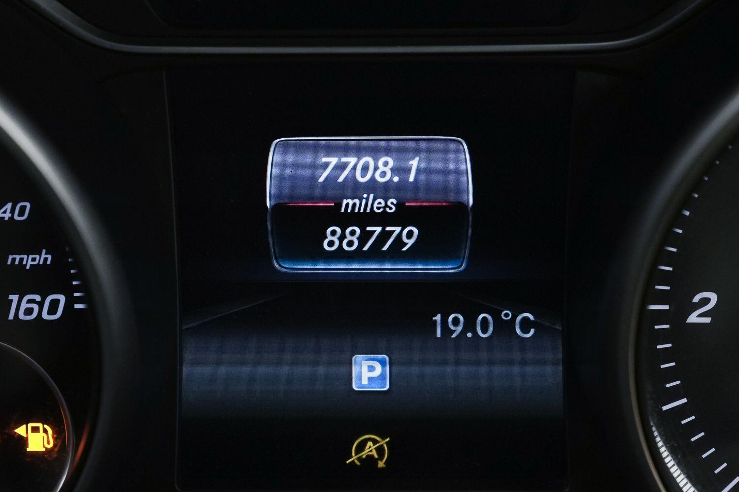 Mercedes-Benz Cla view 21