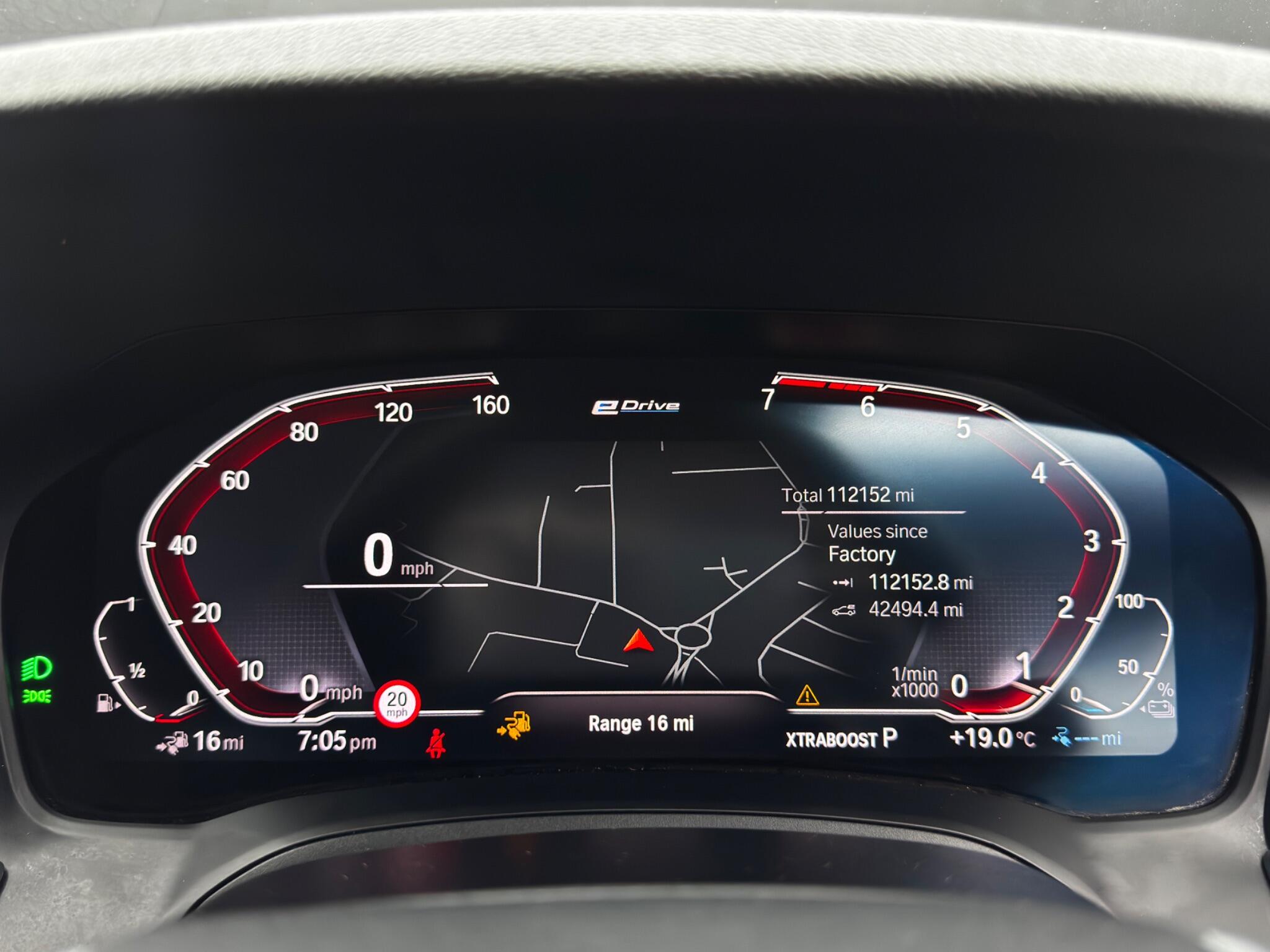 BMW 3 Series view 20