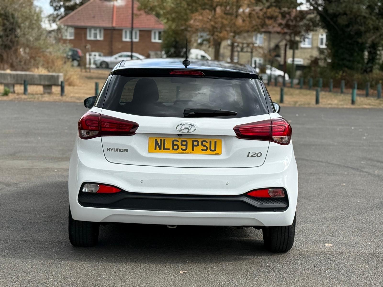 Hyundai i20 view 15