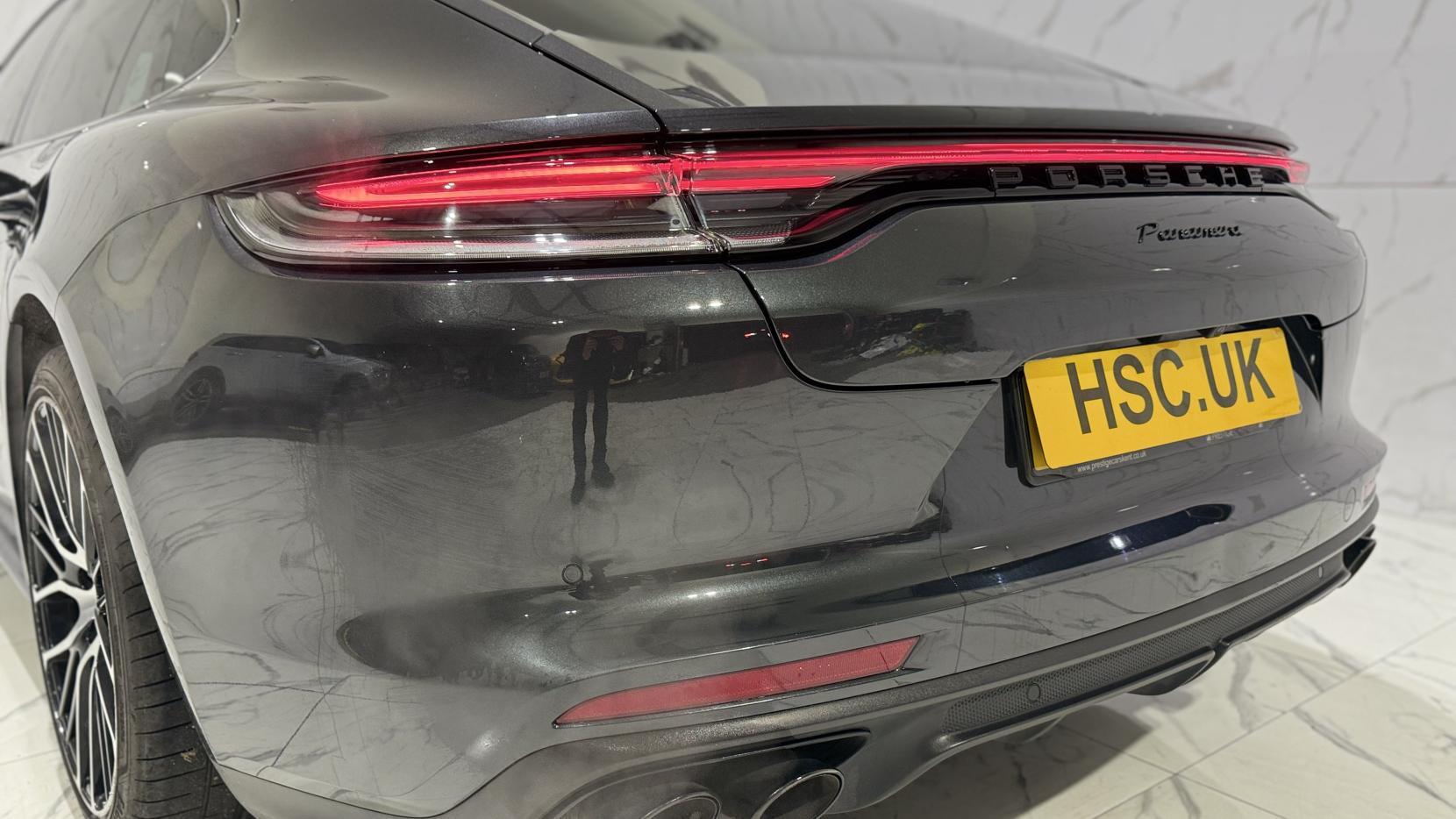 Porsche Panamera view 39