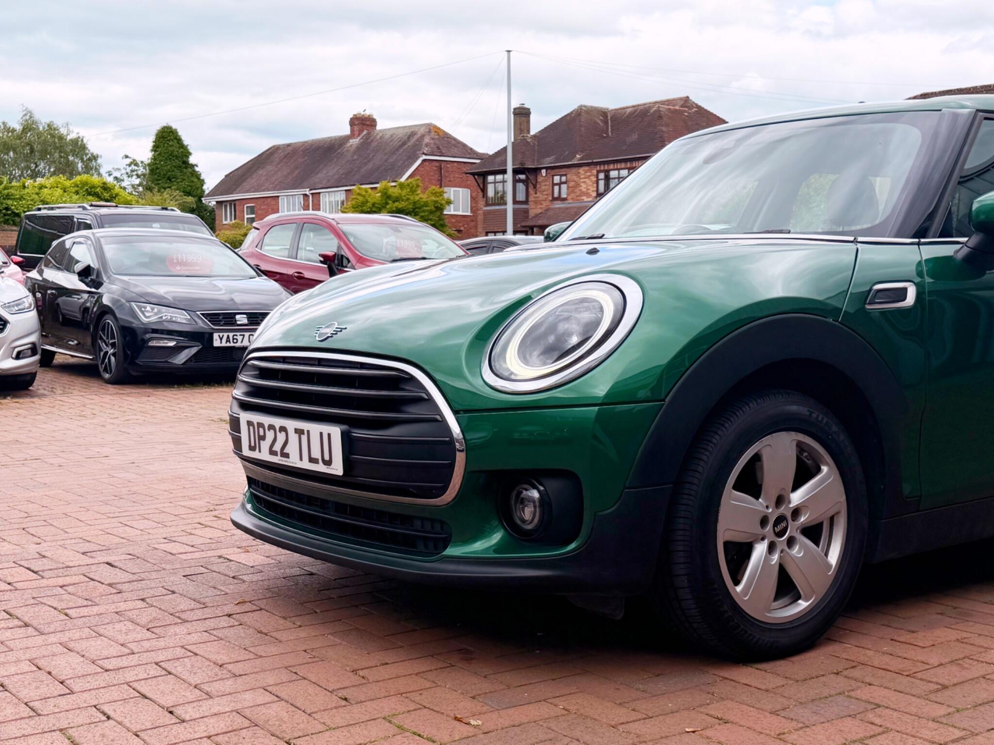 Mini Clubman view 40