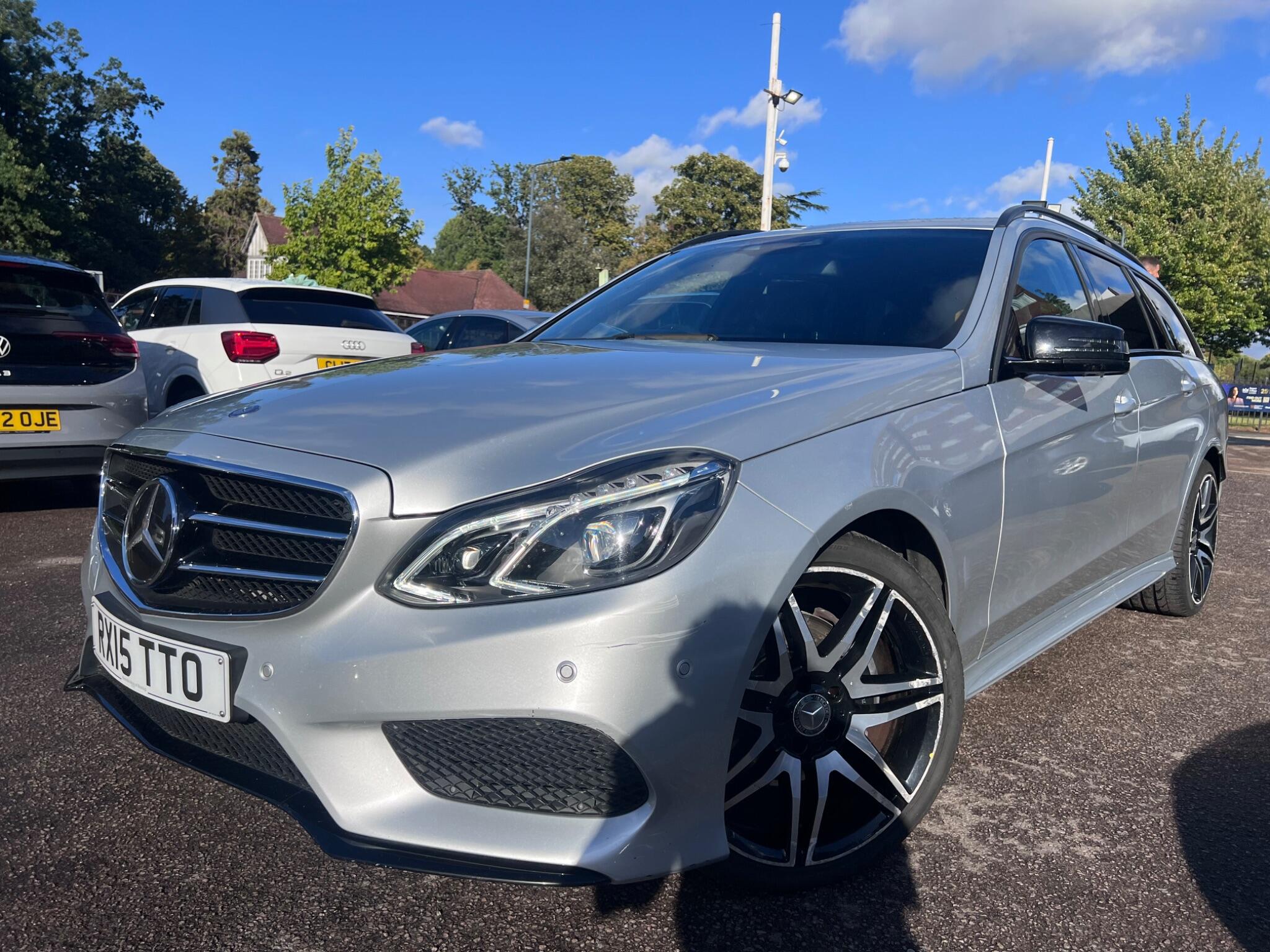 Mercedes-Benz E Class view 8