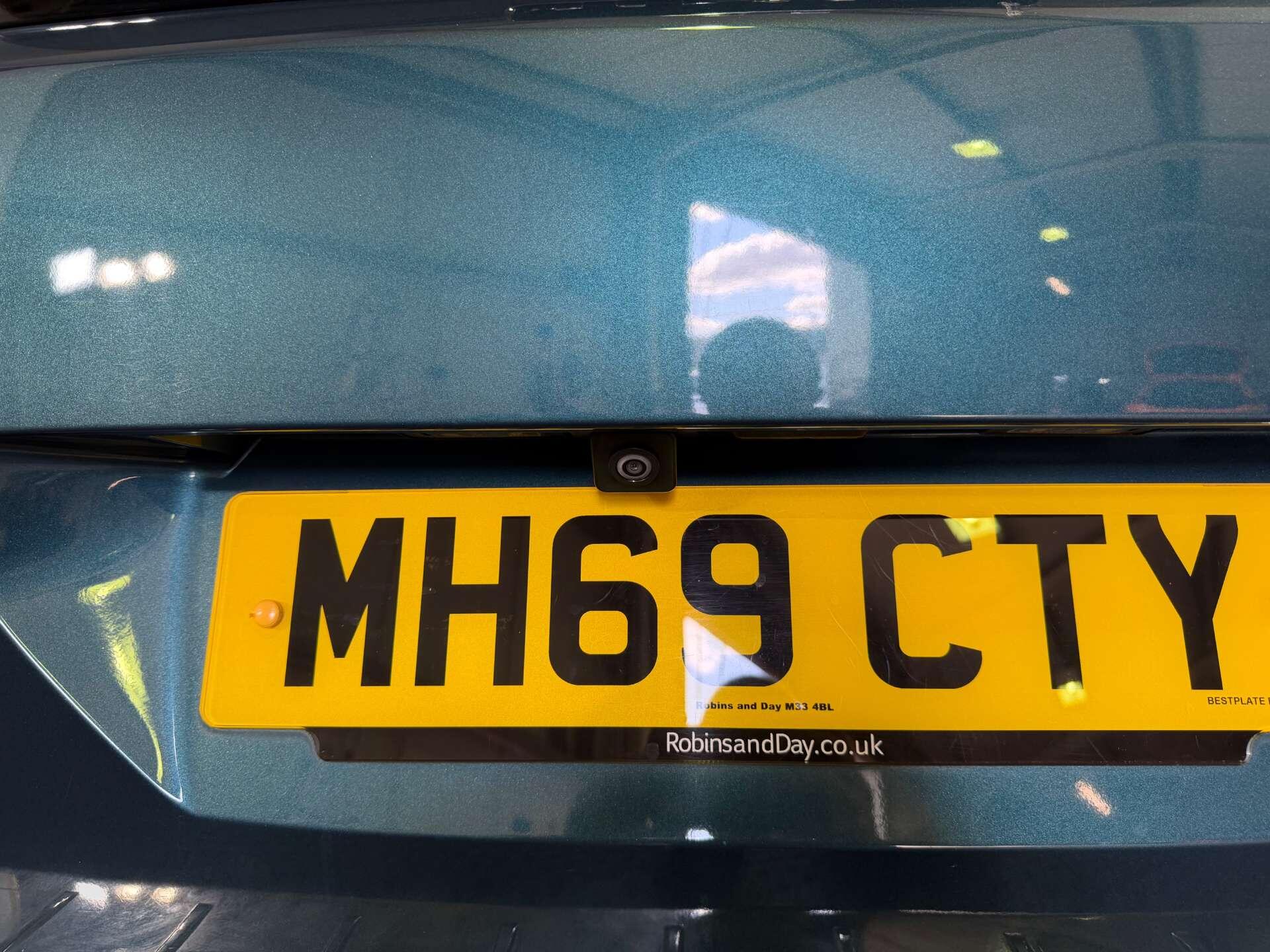 Peugeot 5008 view 9