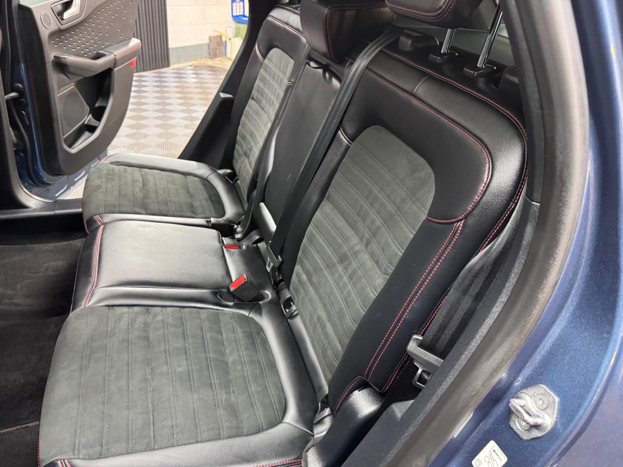 Ford Kuga view 48