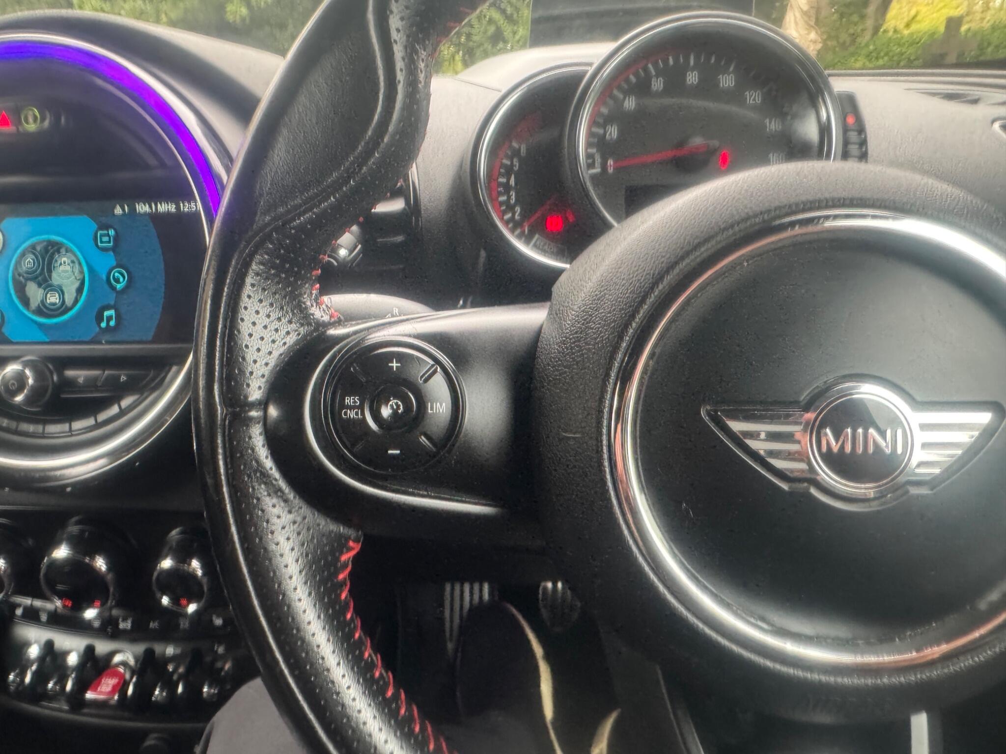 Mini Clubman view 86