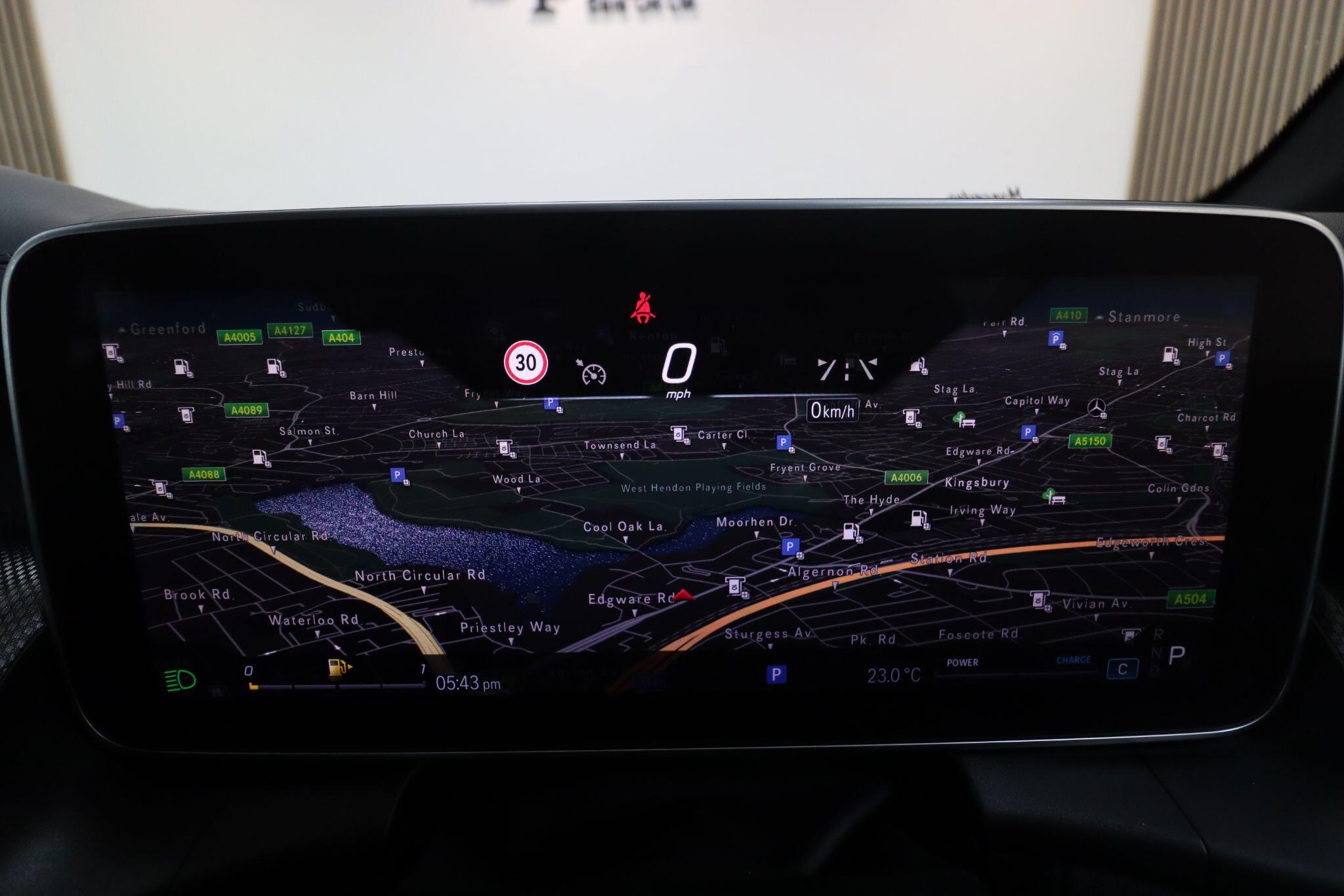 Mercedes-Benz GLC view 42
