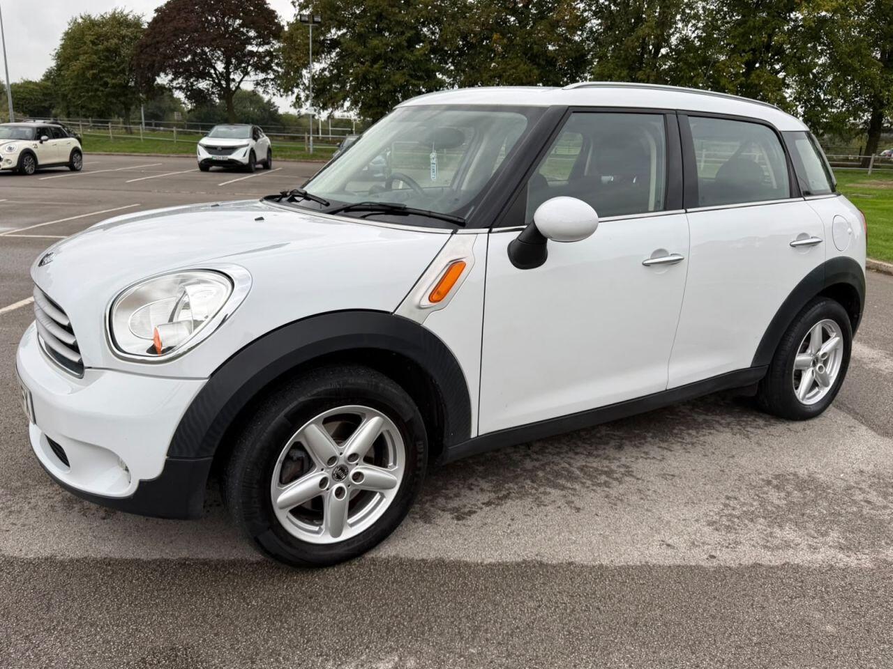 Mini Countryman view 58