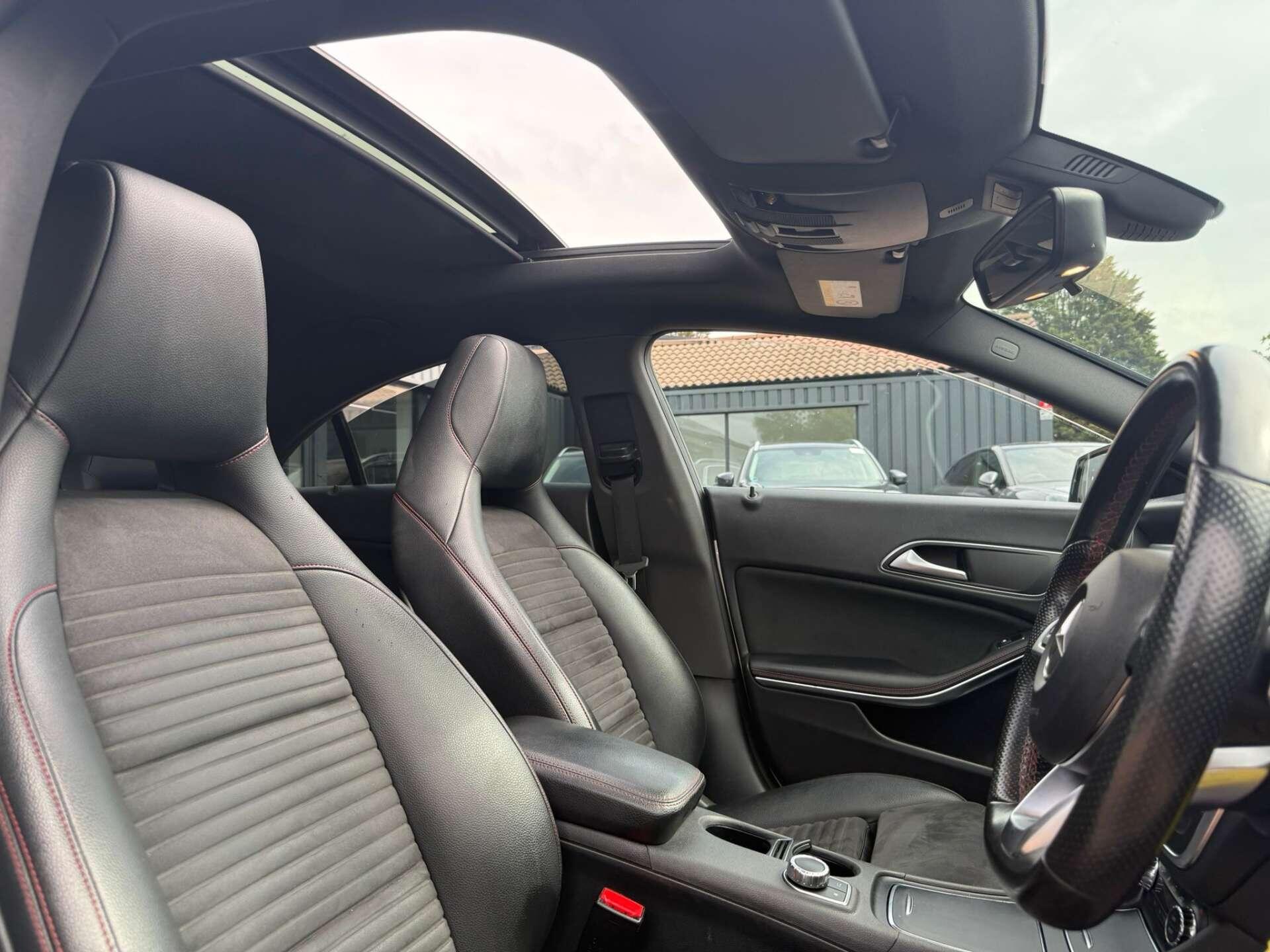 Mercedes-Benz Cla view 23