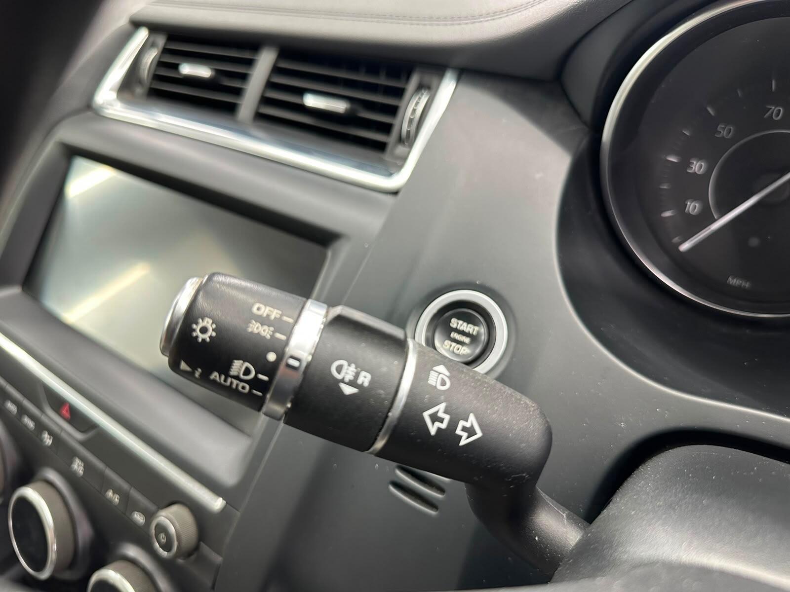 Jaguar E-Pace view 49