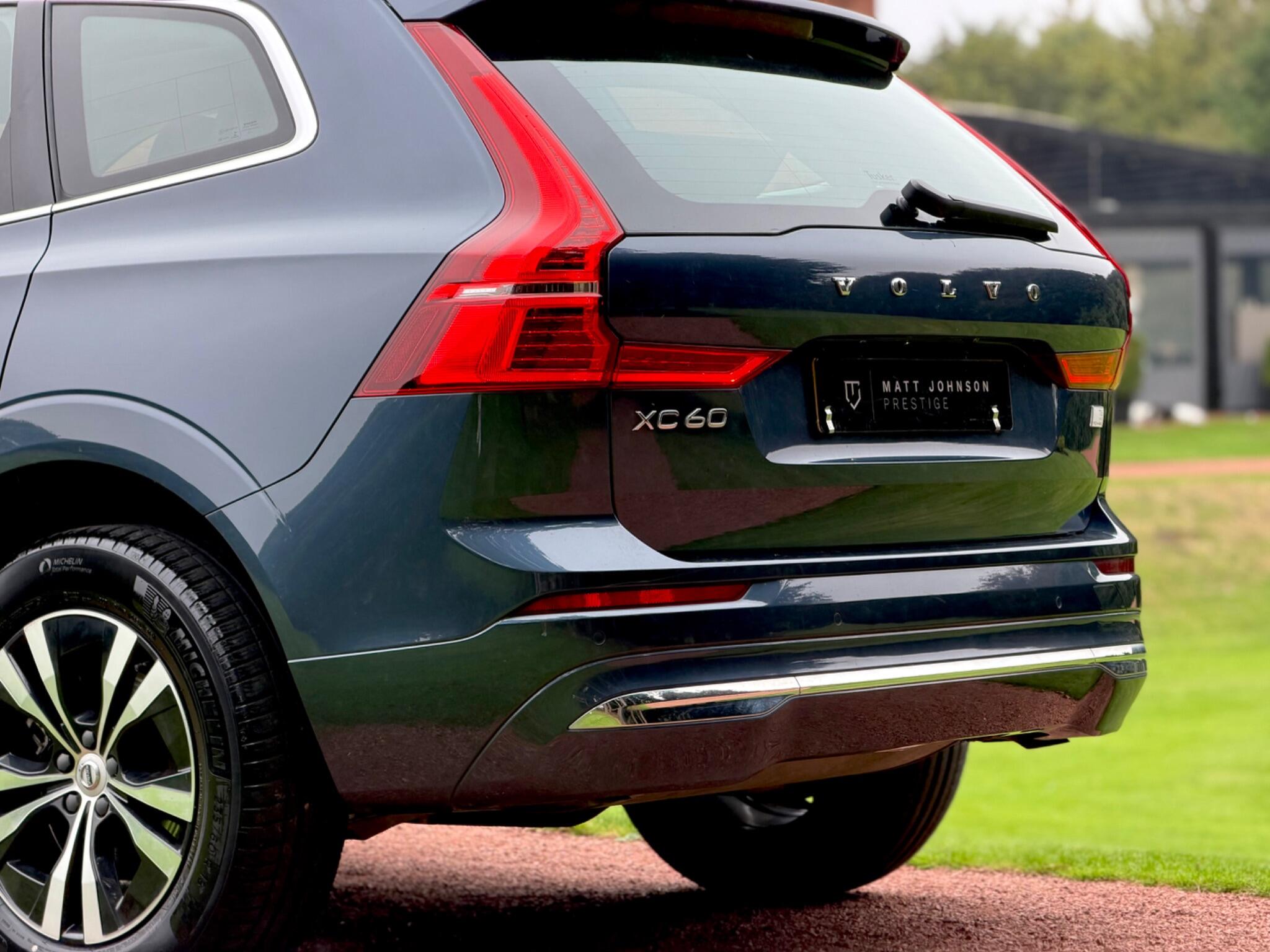 Volvo XC60 view 18