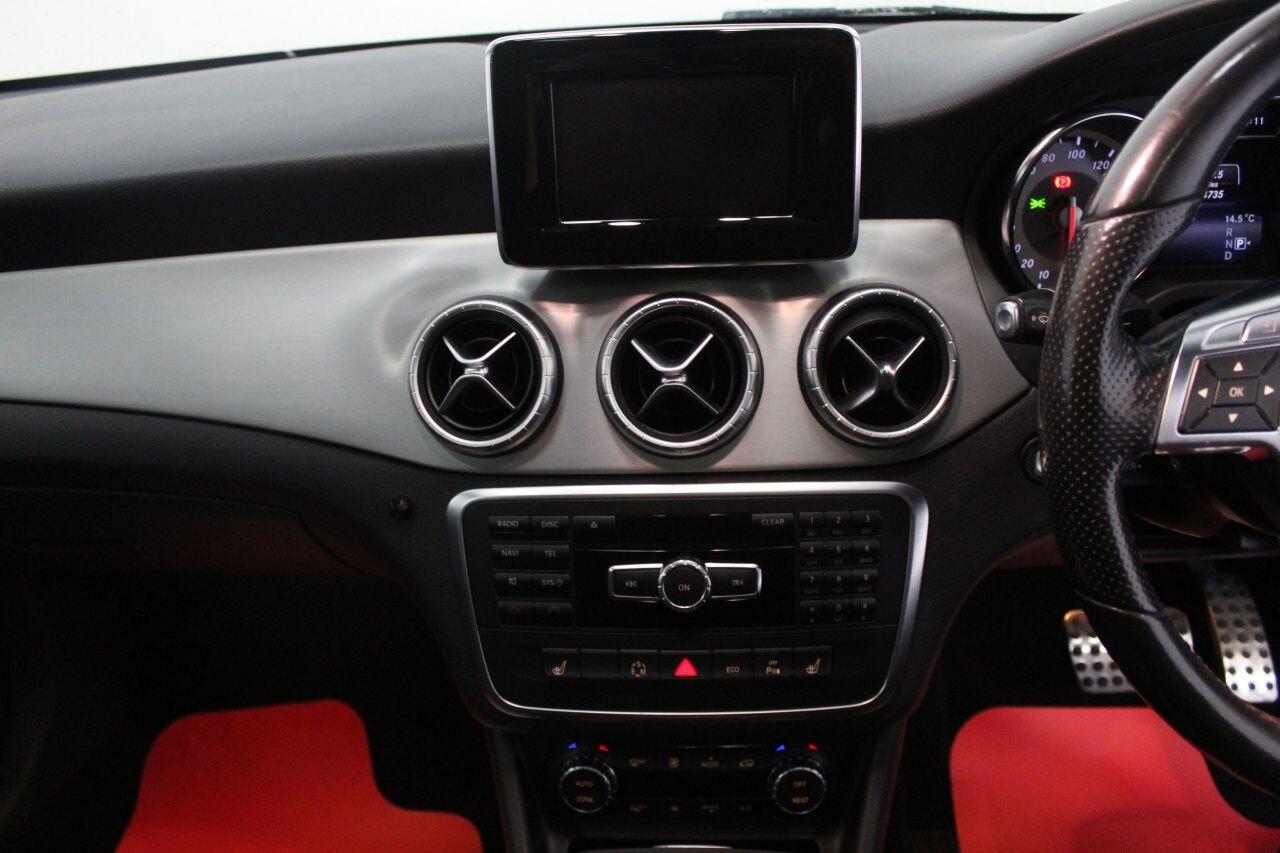 Mercedes-Benz Cla view 35