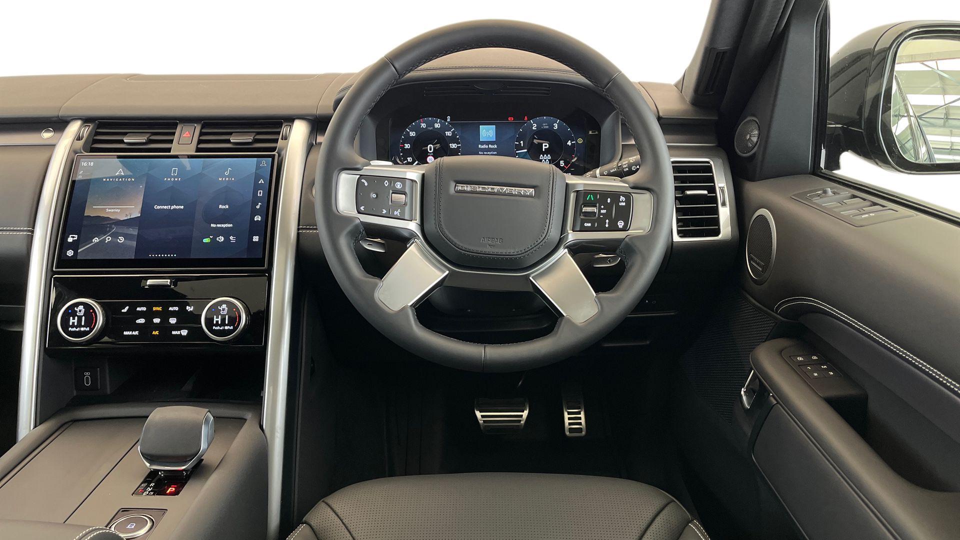 Land Rover Discovery view 15
