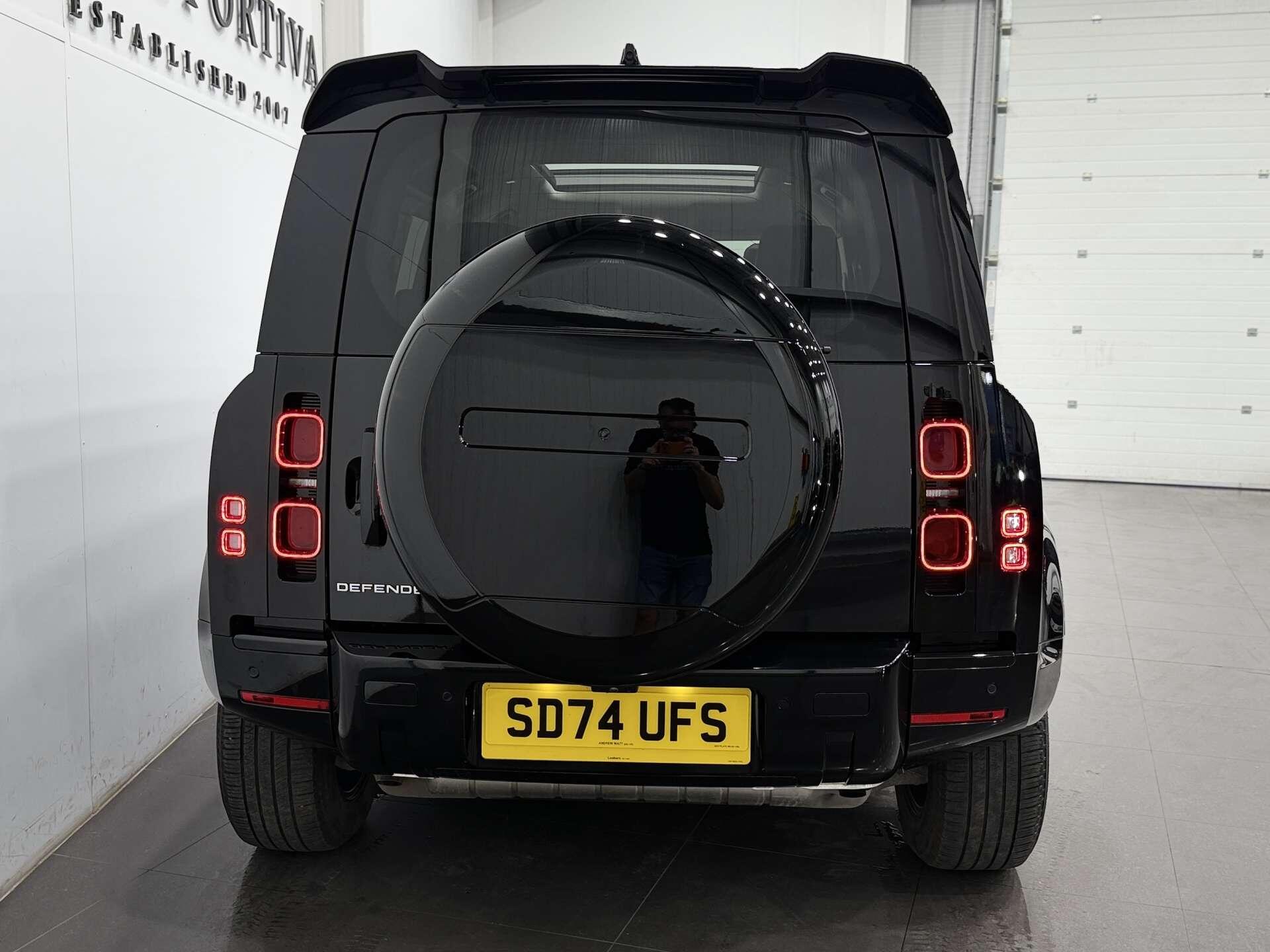 Land Rover Defender view 7