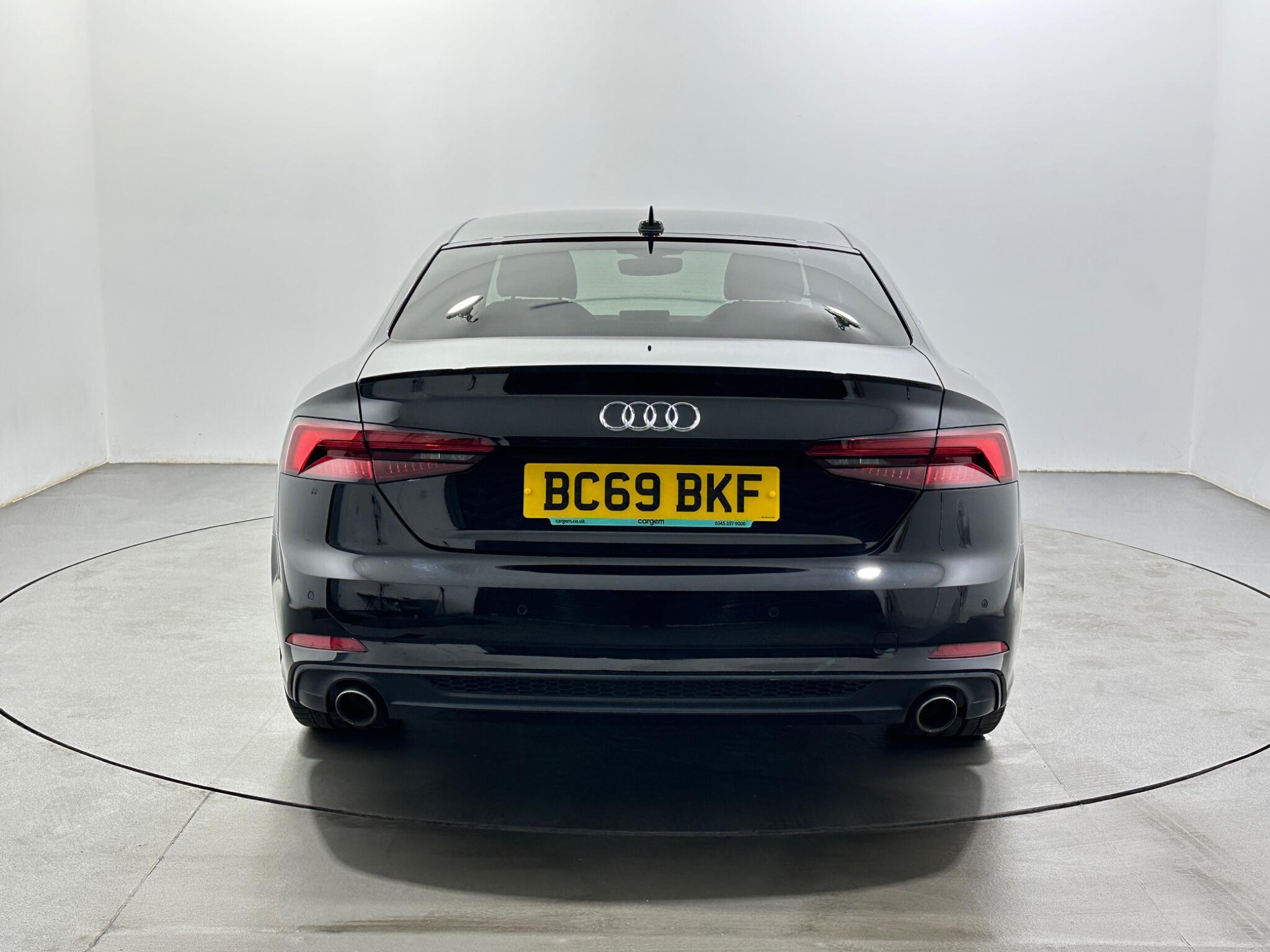 Audi A5 view 7