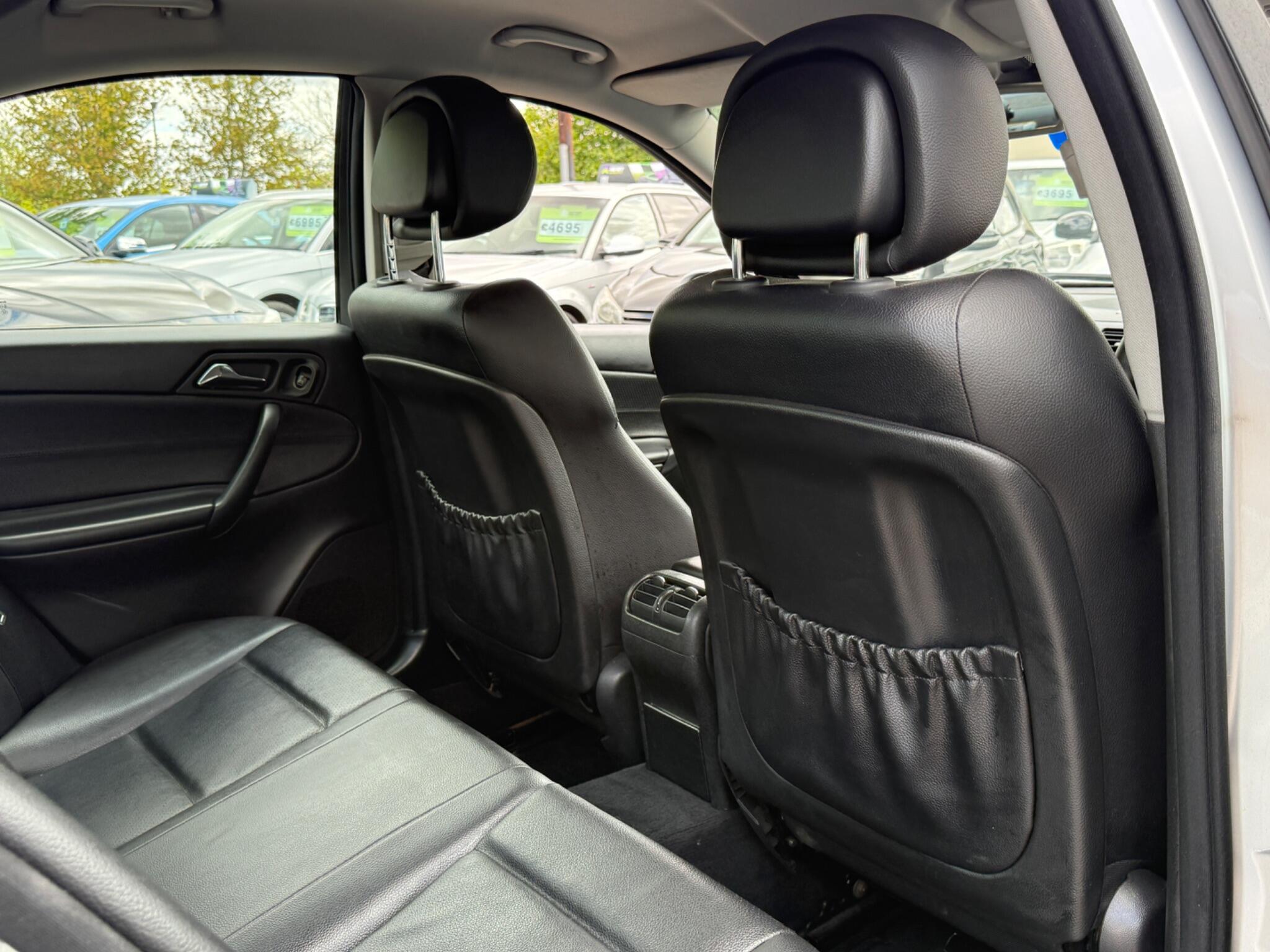 Mercedes-Benz C Class - Image 36