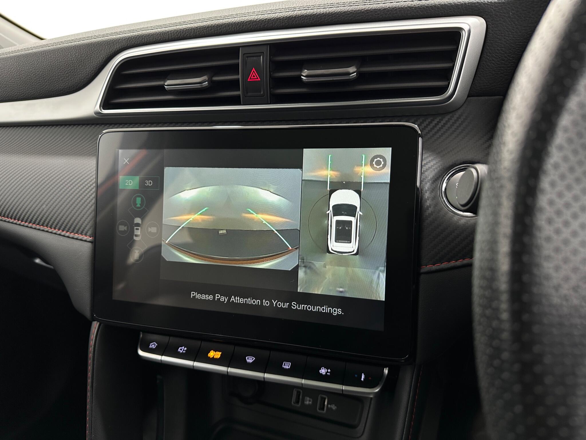 MG ZS view 23