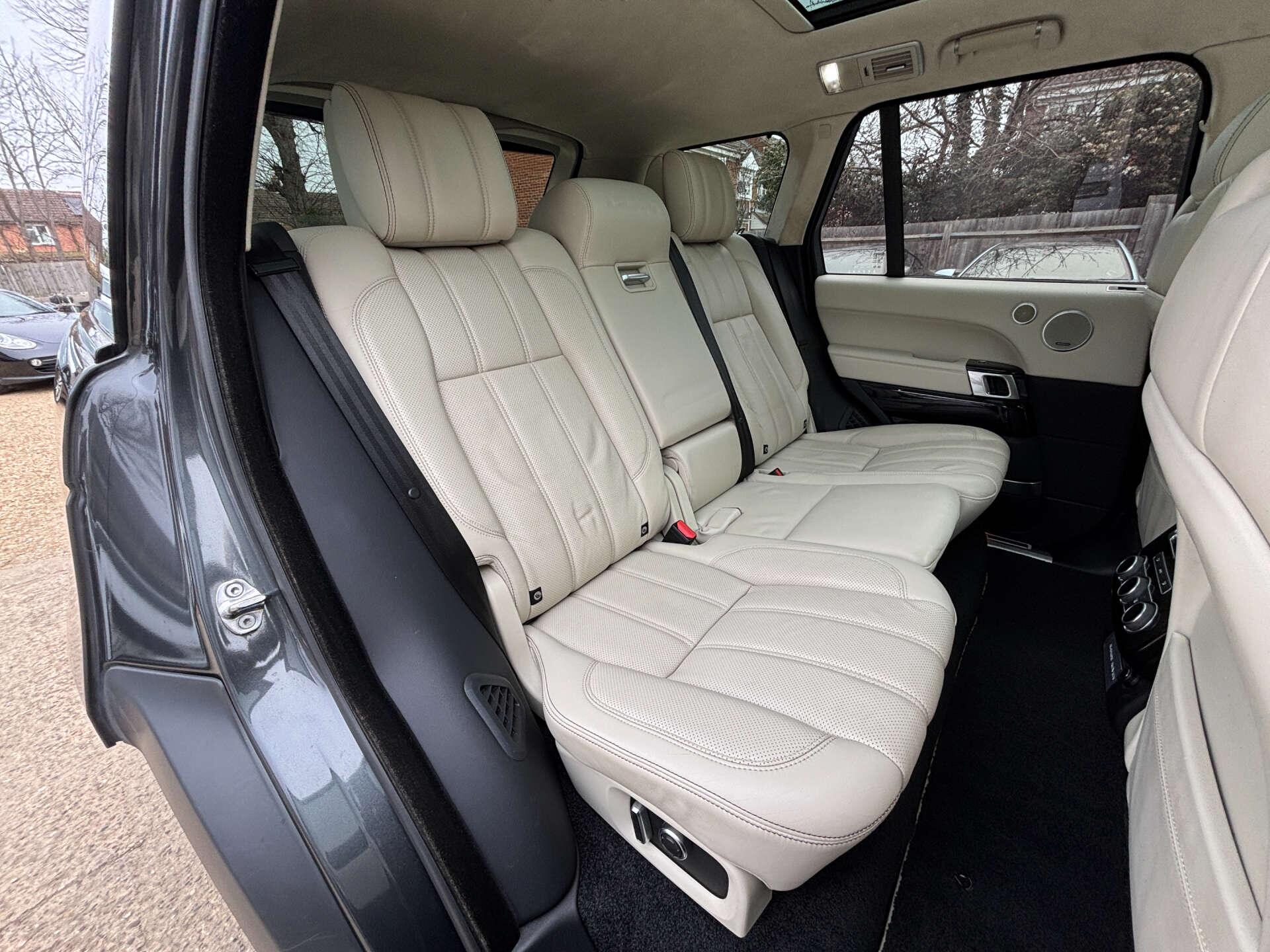 Land Rover Range Rover view 50