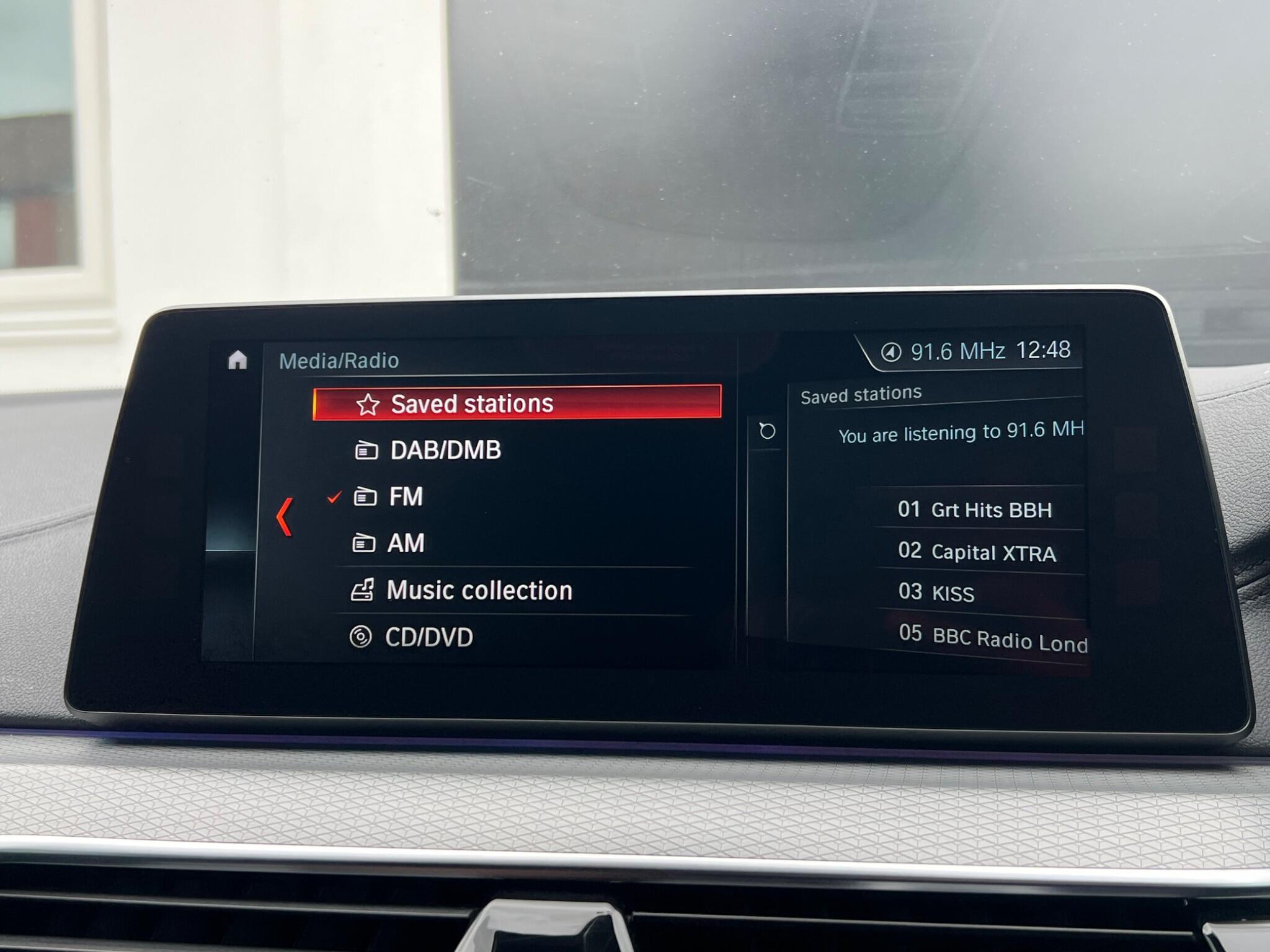 BMW 5 Series view 57