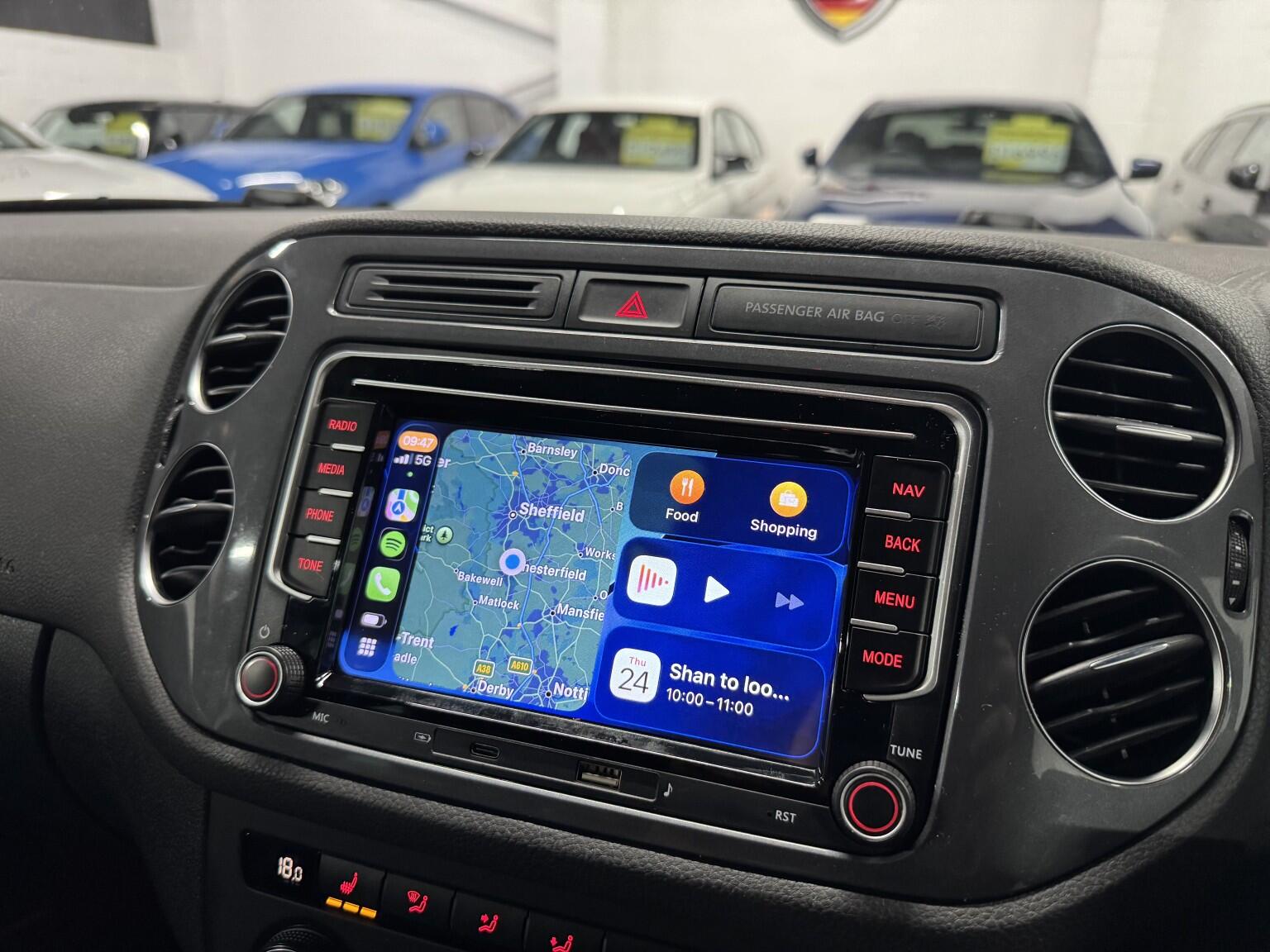 Volkswagen Tiguan view 18