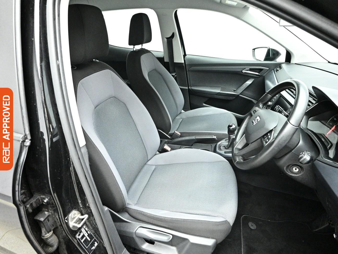 Seat Arona view 12