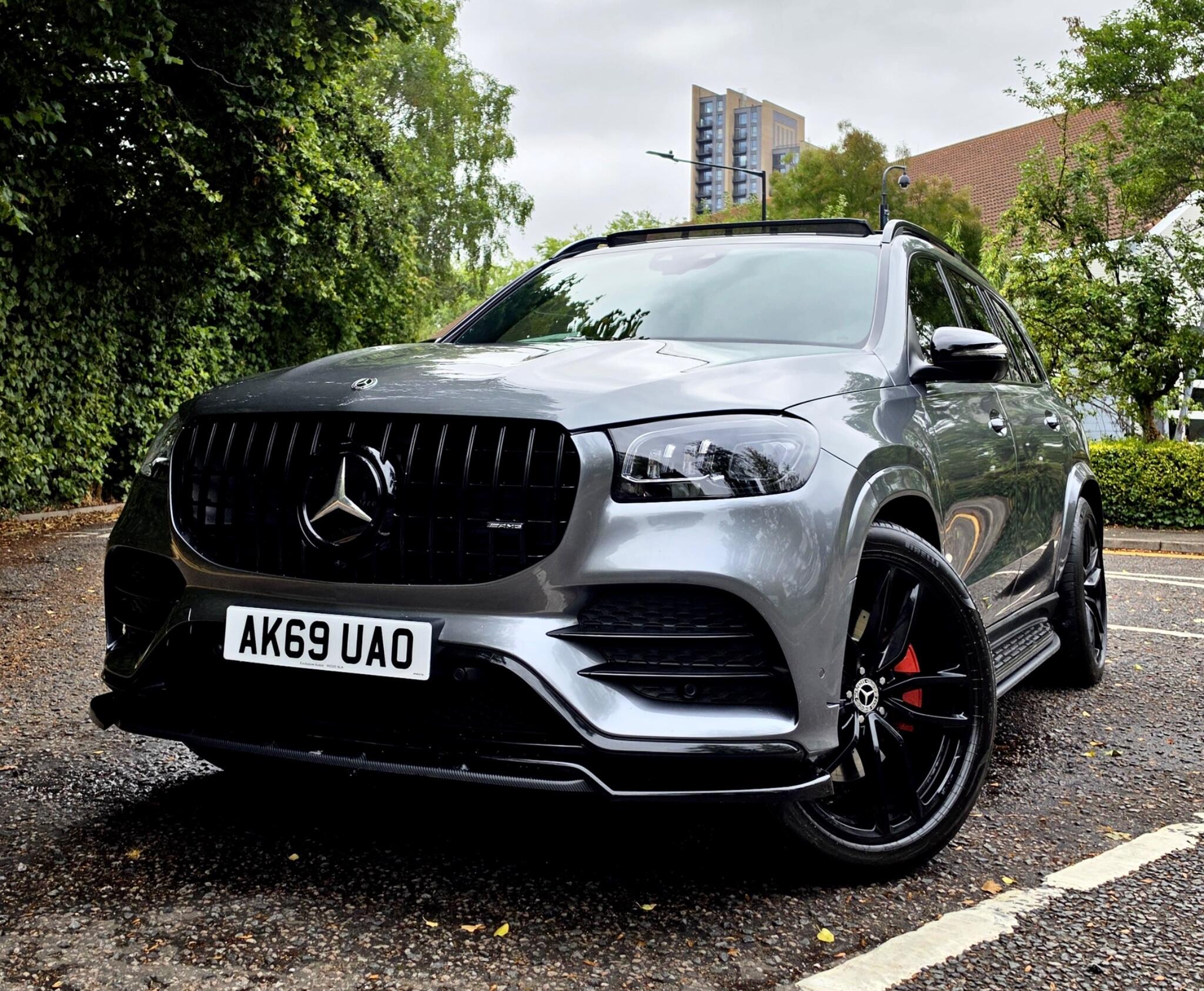 Mercedes-Benz GLS view 5