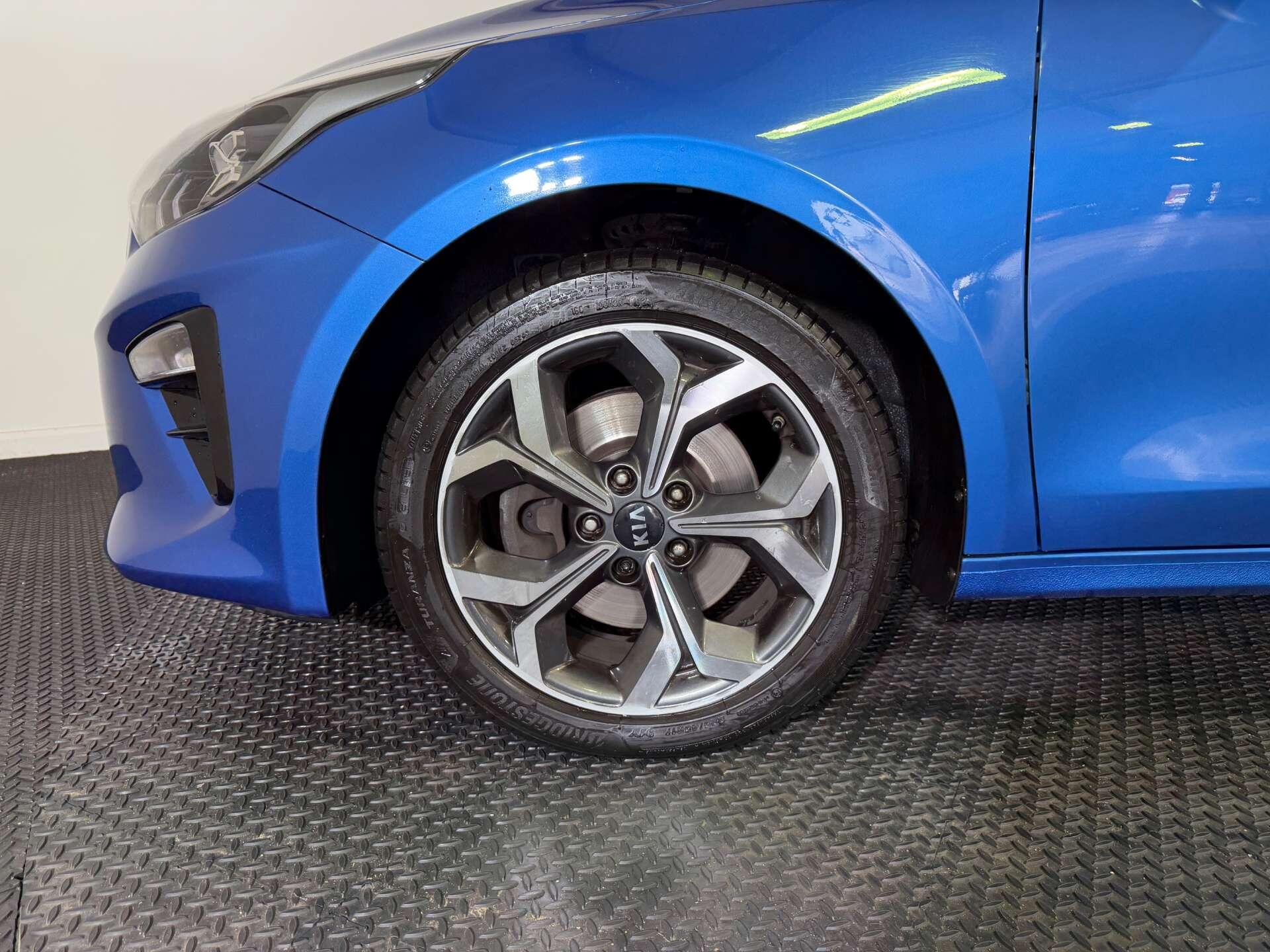 Kia Ceed view 57