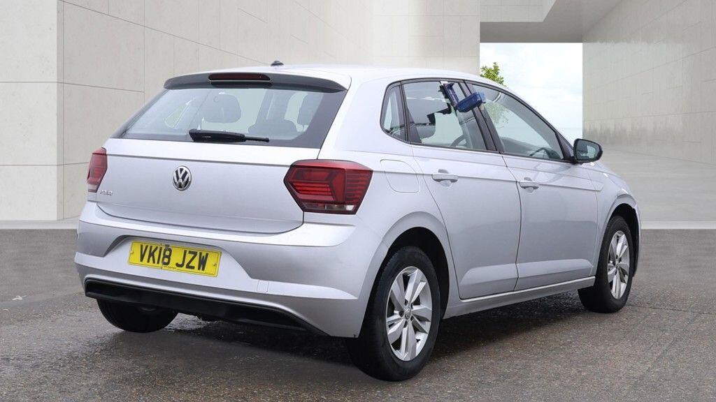 Volkswagen Polo view 3