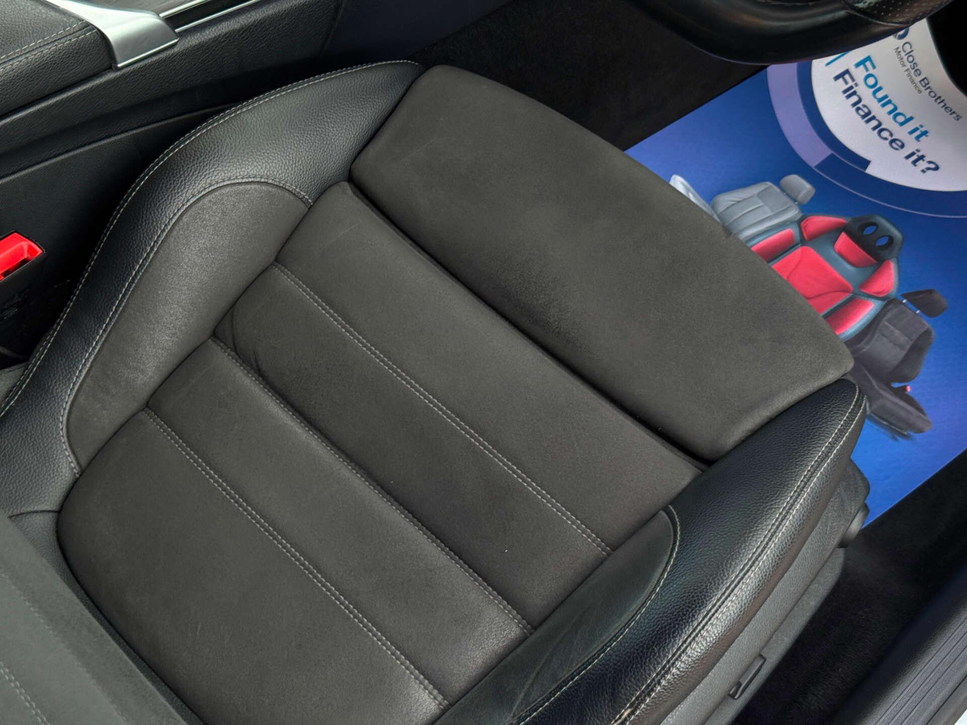 Mercedes-Benz C Class view 27