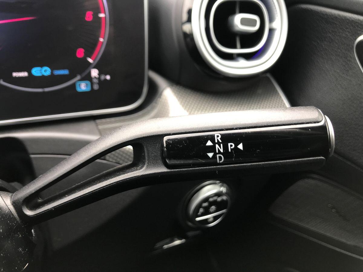 Mercedes-Benz C-Class view 22