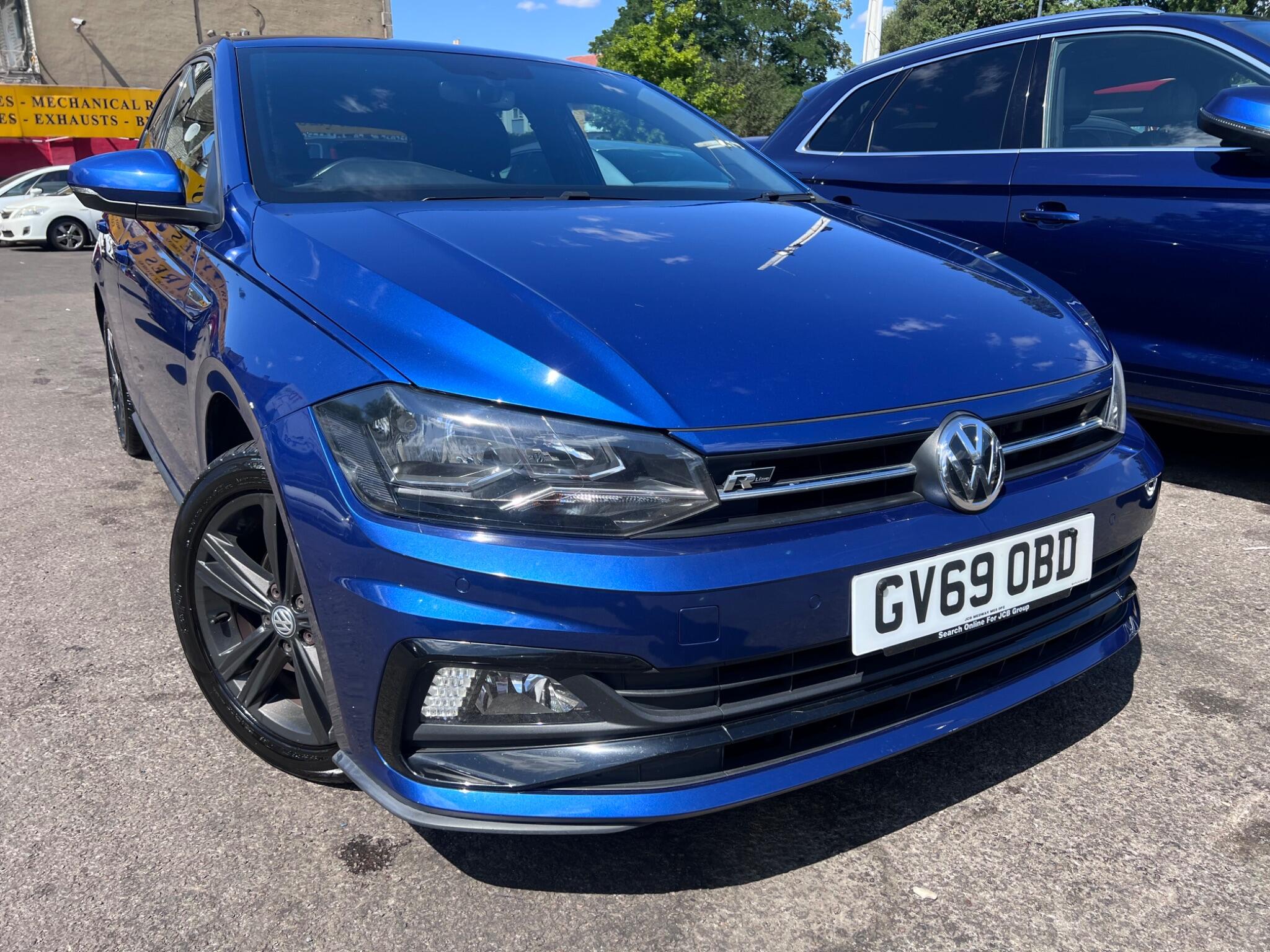 Volkswagen Polo view 5